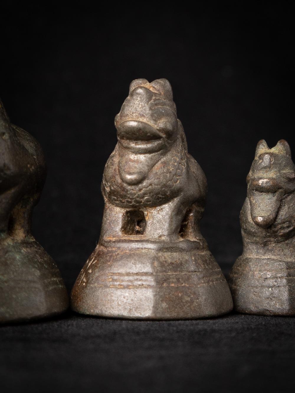 Set of 6 antique bronze Opium Weights from Burma For Sale 4