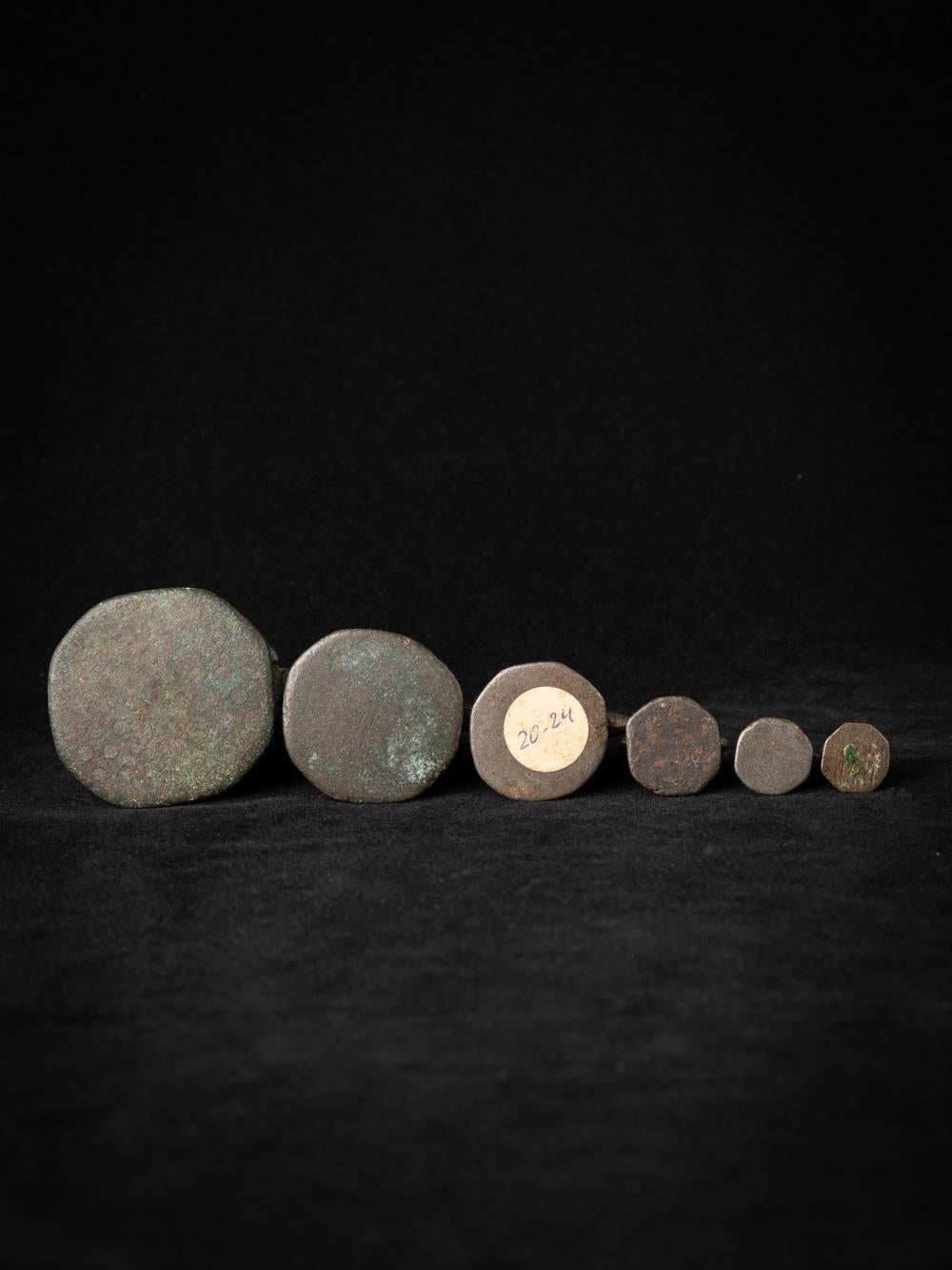 Set of 6 antique bronze Opium Weights from Burma For Sale 7