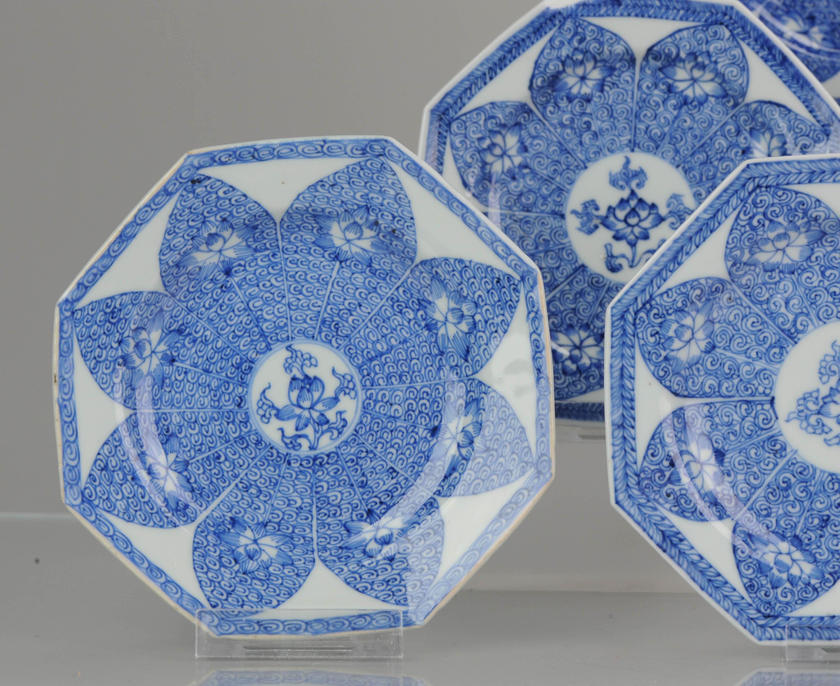 Set von 6 antiken chinesischen Kangxi/Yongzheng SE Asiatischen Marktschalen in Blau, Weiß und Lotus (Chinesisch) im Angebot