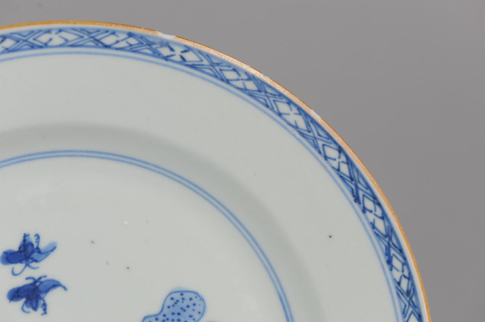 Great pieces to have a lovely christmas dinner from :) . Beautiful blue and white plates in good condition. Decor of roosters on rocks with flowers and butterflies.

Additional information:
Material: Porcelain & Pottery
Region of Origin: