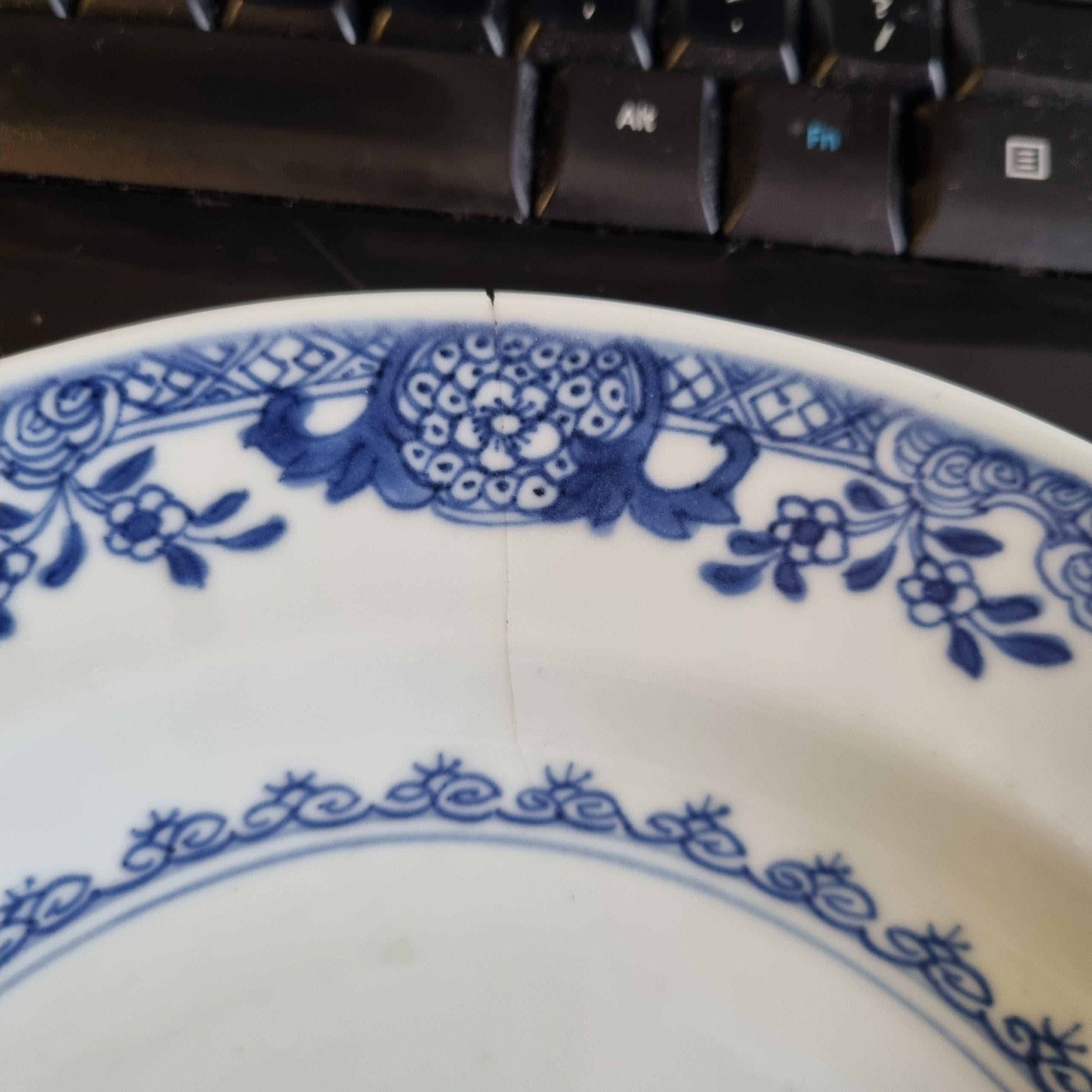 Juego de 6 platos hondos antiguos de porcelana china del periodo Qing Azul Blanco en Bueno estado para la venta en Amsterdam, Noord Holland