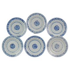 Set von 6 antiken chinesischen Yongzheng/Qianlong-Esstellern aus Porzellan in Weiß und Blau aus Yongzheng