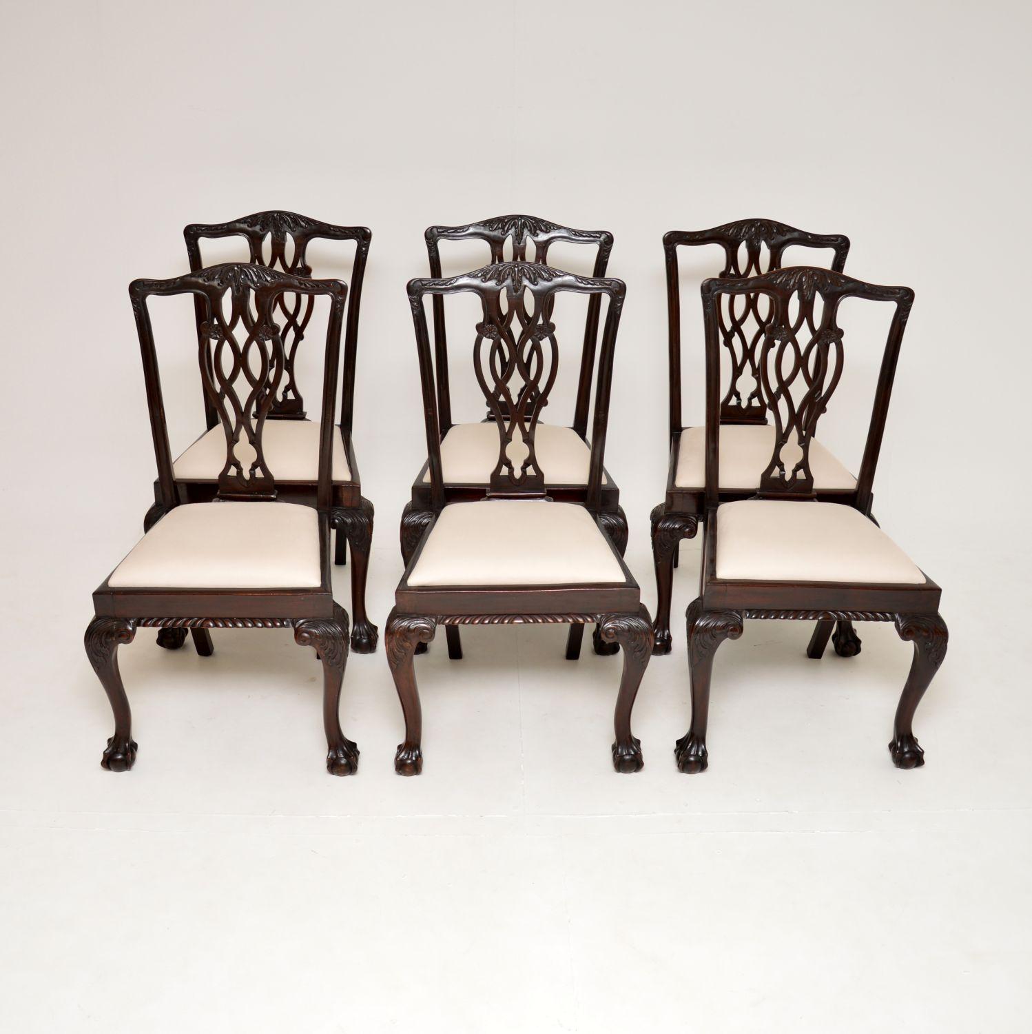 Anglais Ensemble de 6 chaises de salle à manger anciennes de style Chippendale en vente