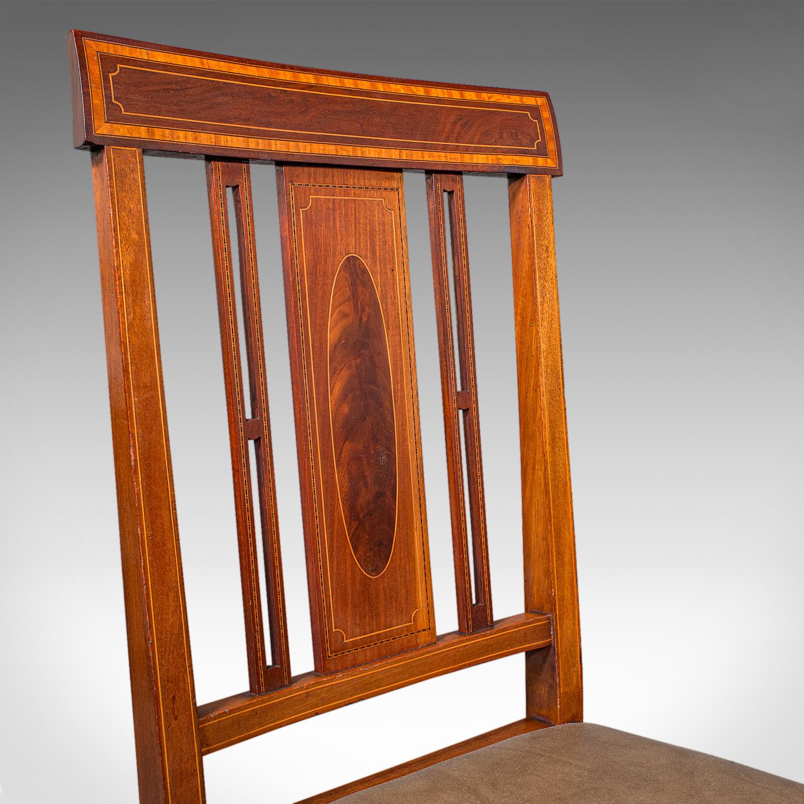 Pelle Set di 6 sedie da sala da pranzo antiche, noce inglese, Suite, Shoolbred, Edwardian in vendita