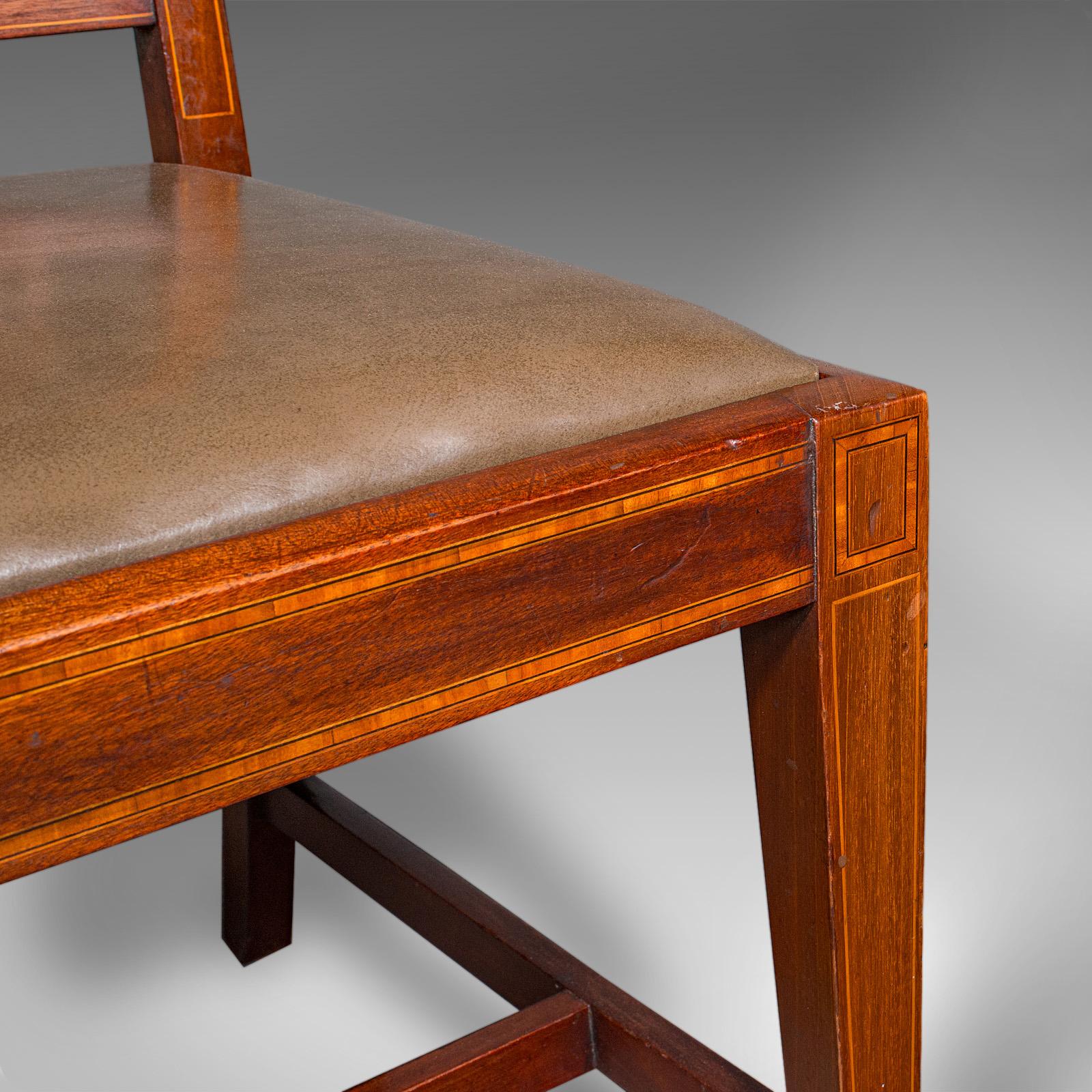 Set di 6 sedie da sala da pranzo antiche, noce inglese, Suite, Shoolbred, Edwardian in vendita 2