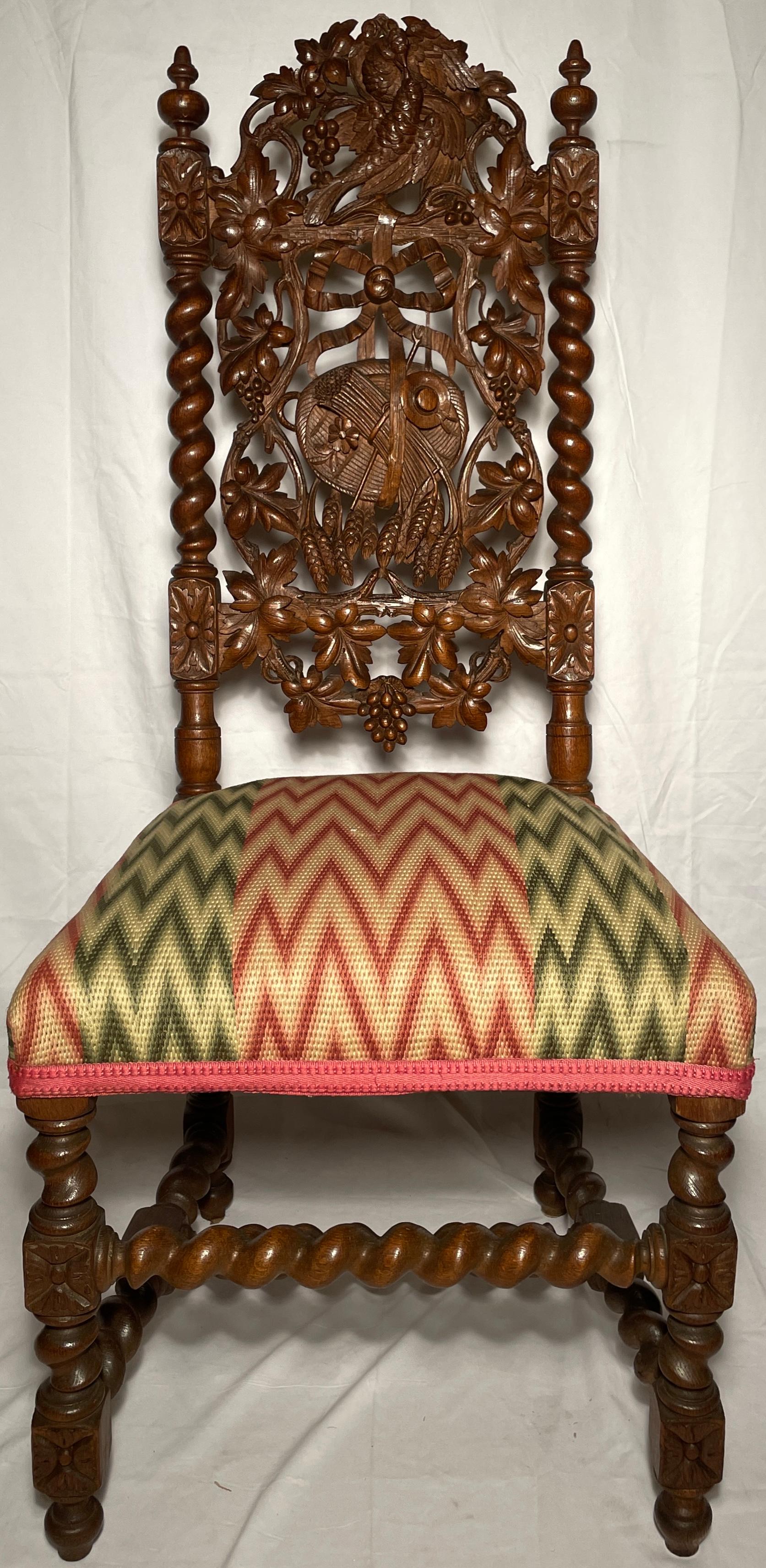 Set di 6 sedie da pranzo antiche inglesi in Oak intagliato, circa 1880 in vendita 4