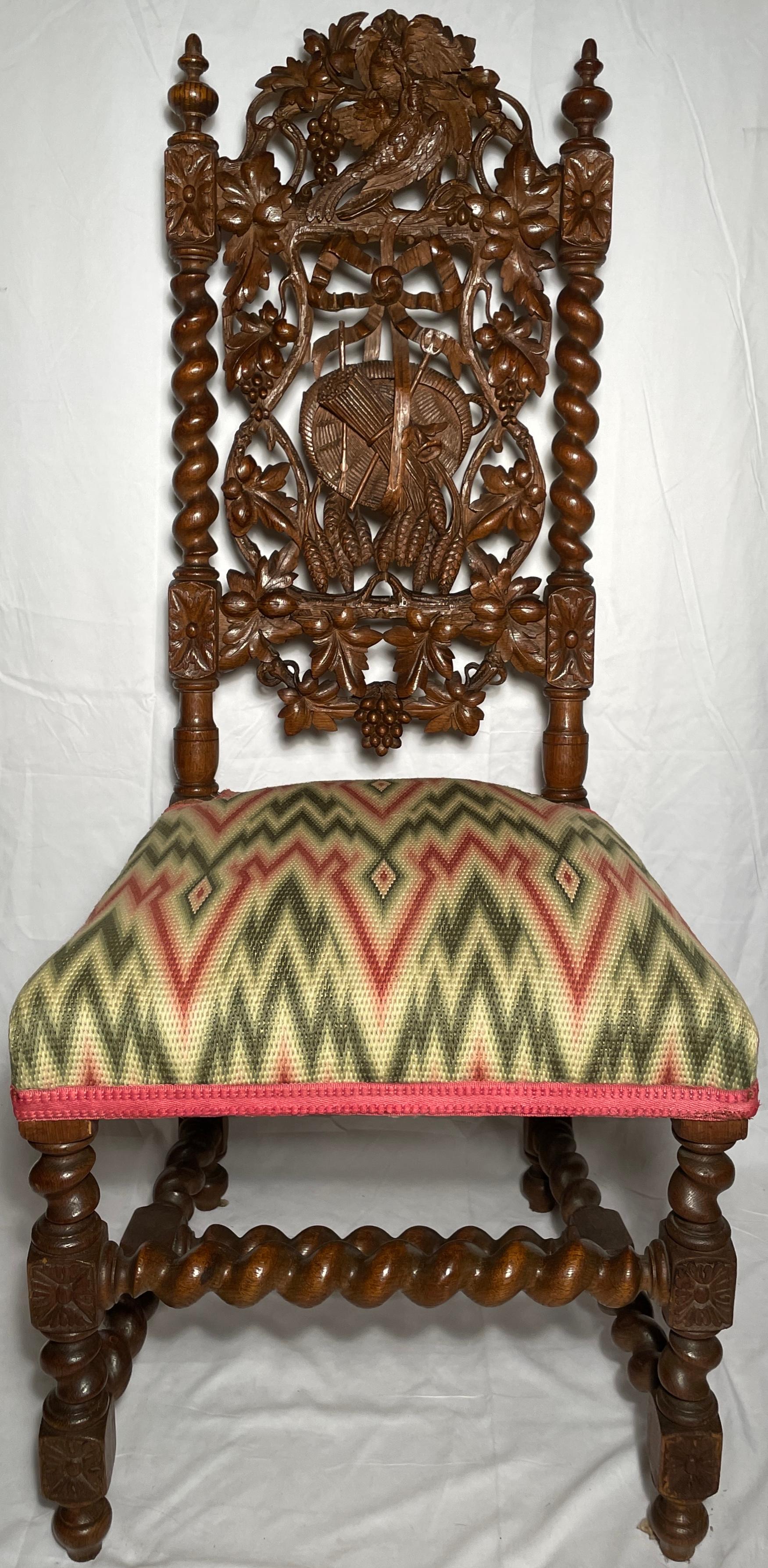Set di 6 sedie da pranzo antiche inglesi in Oak intagliato, circa 1880 in vendita 5