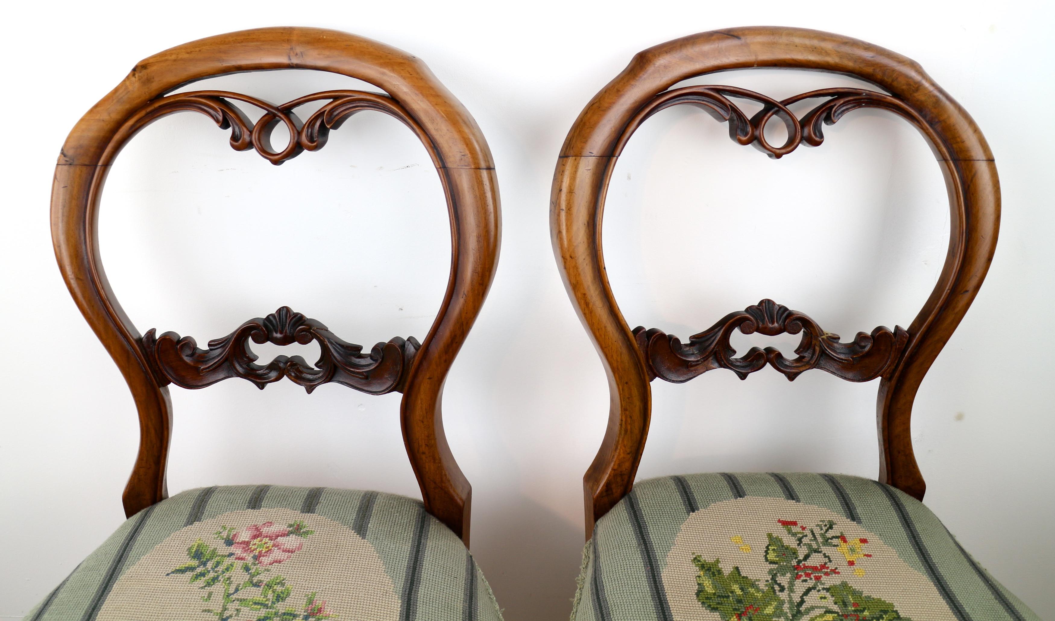 Set of 6 Antique English Victorian Walnut Balloon Back Dining Chairs, circa 1860 4