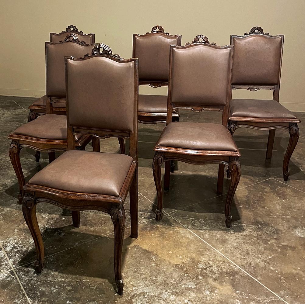 Français Ensemble de 6 chaises de salle à manger françaises anciennes de style Louis XVI en vente