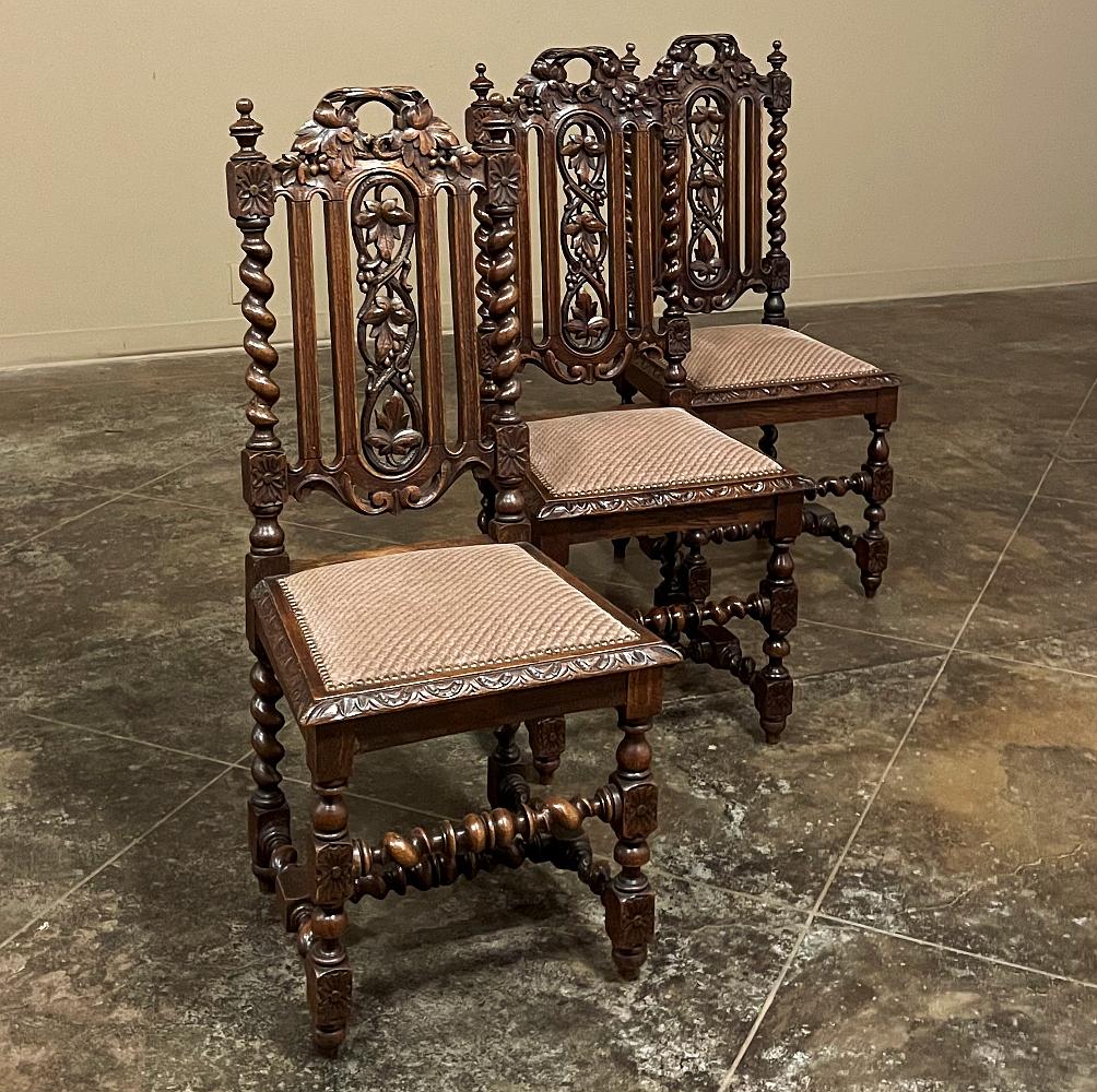 Set of 6 Antique French Renaissance Barley Twist Dining Chairs In Good Condition For Sale In Dallas, TX
