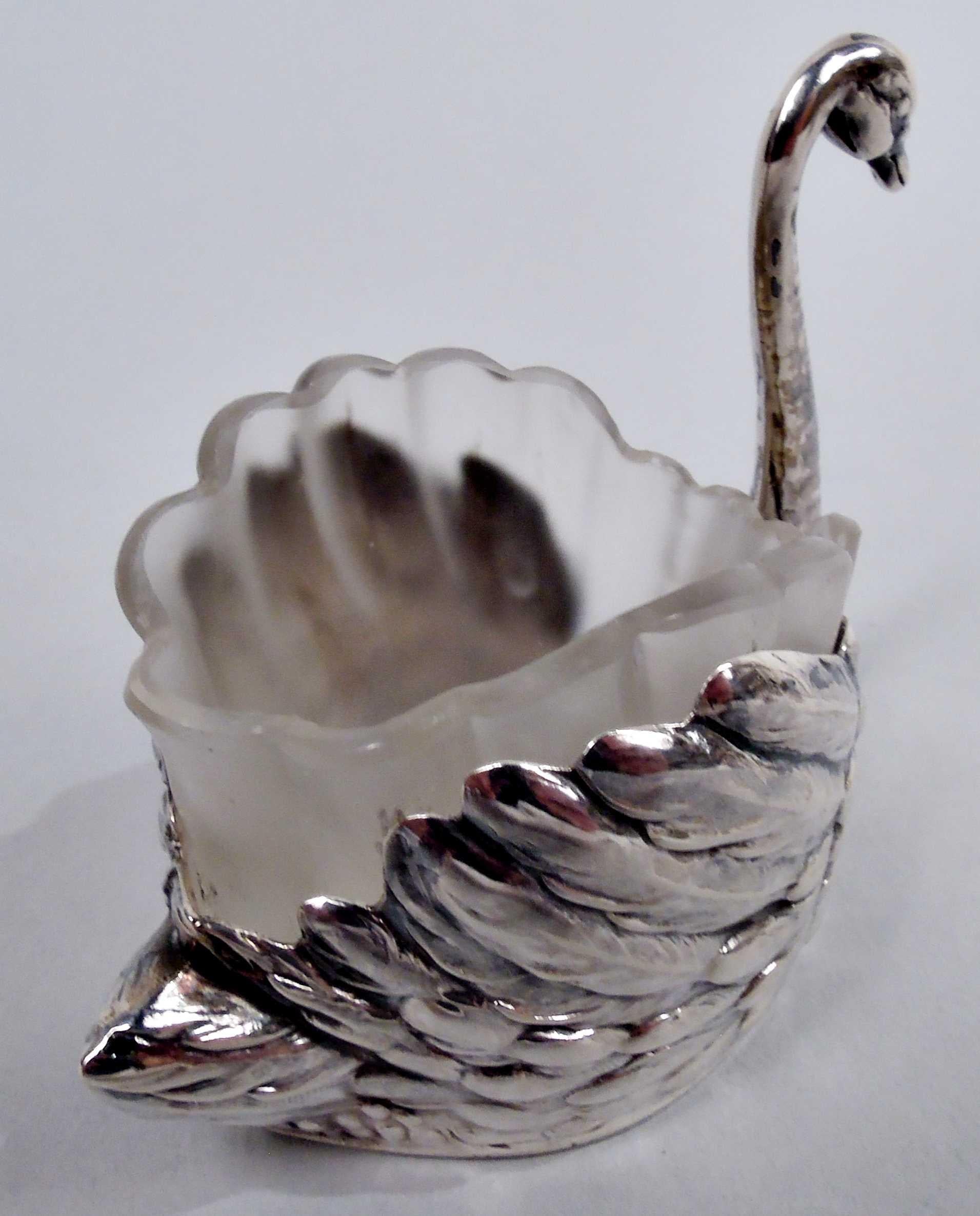 20ième siècle Ensemble de 6 sels de table en argent Antique Swan Silver avec couvercles en verre en vente