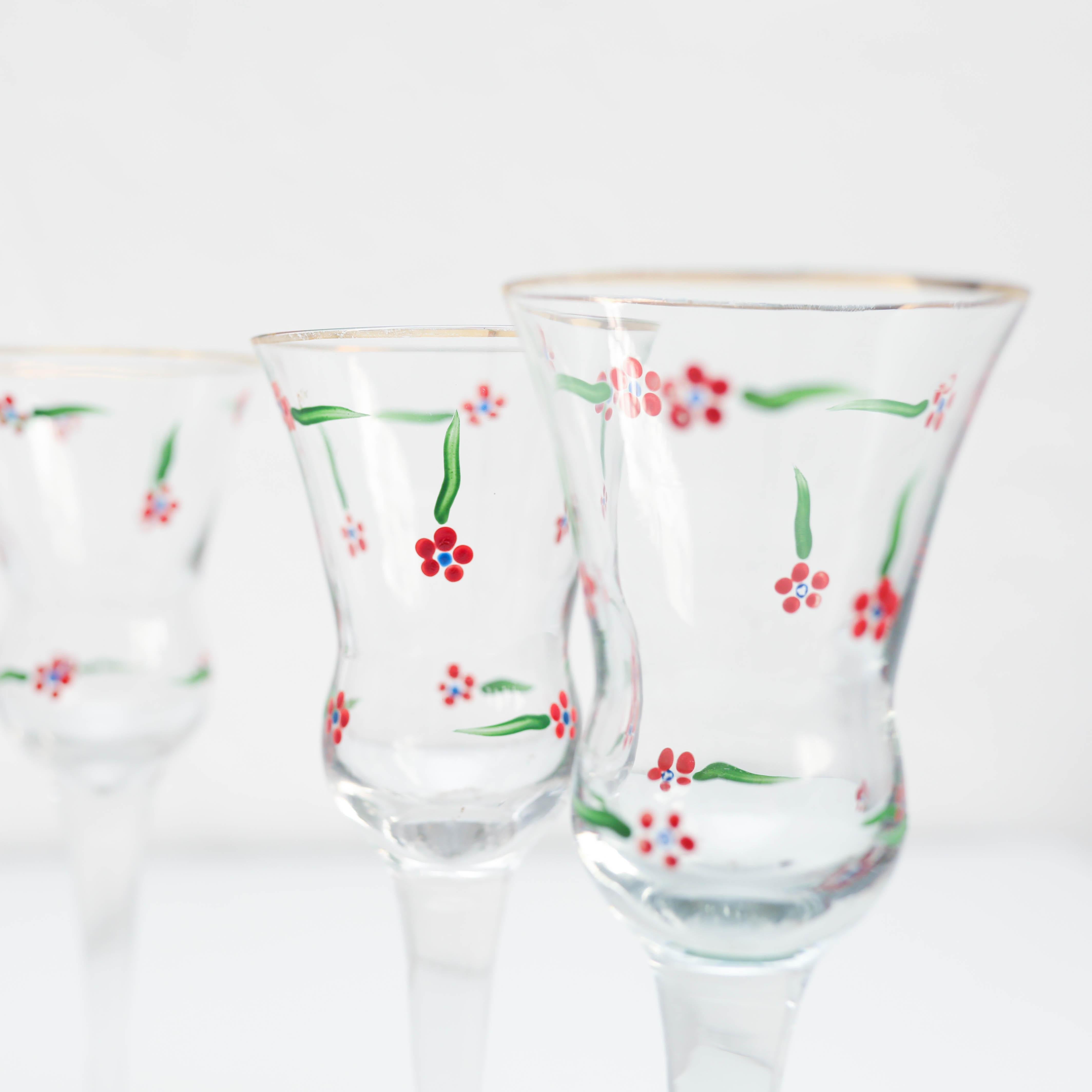  Set of 6 Antique hand painted Glass Wine Cups and Glass Vase, circa 1940 For Sale 4