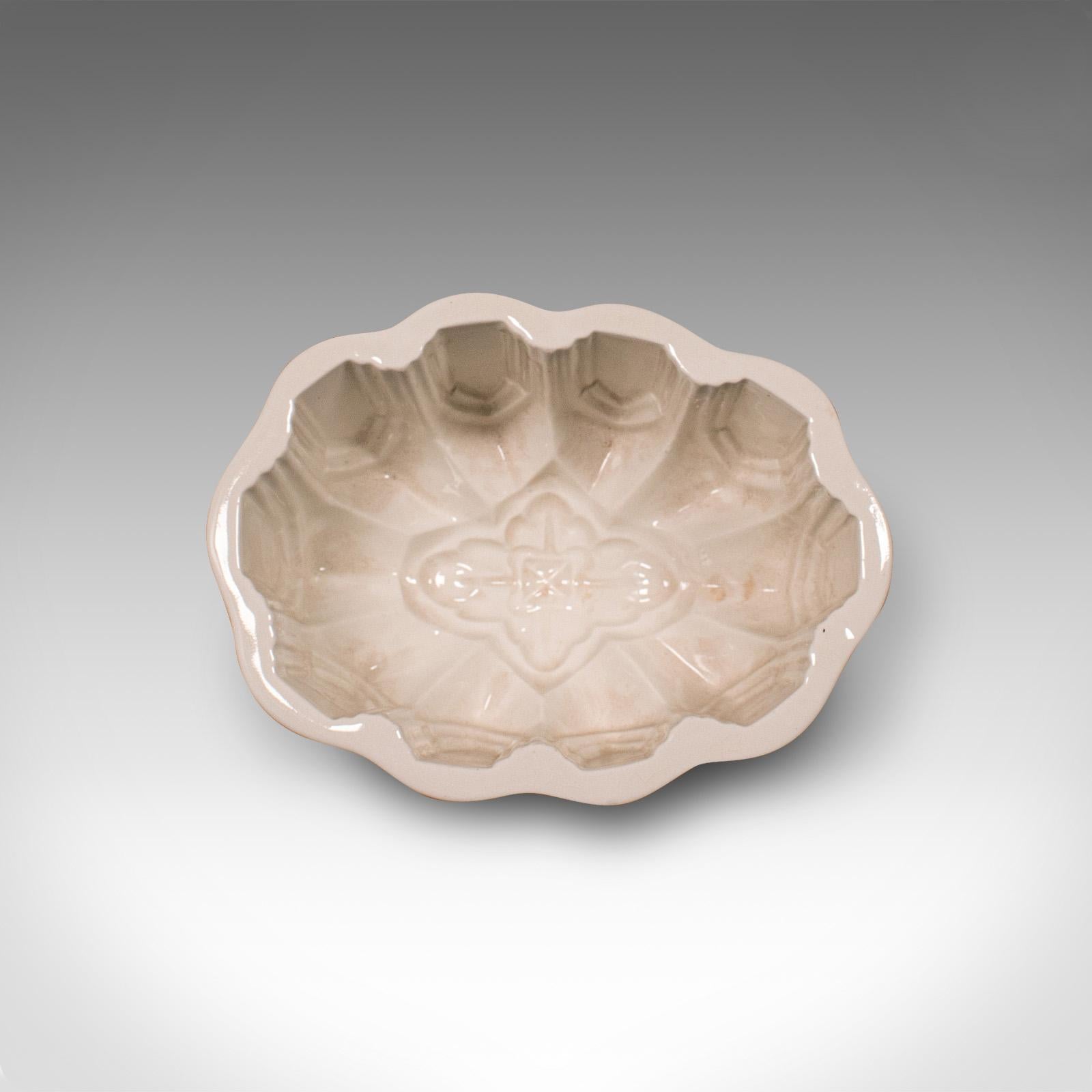 Set von 6 antiken Jelly Moulds, englisch, Keramik, dekorative Muster, viktorianisch im Angebot 1