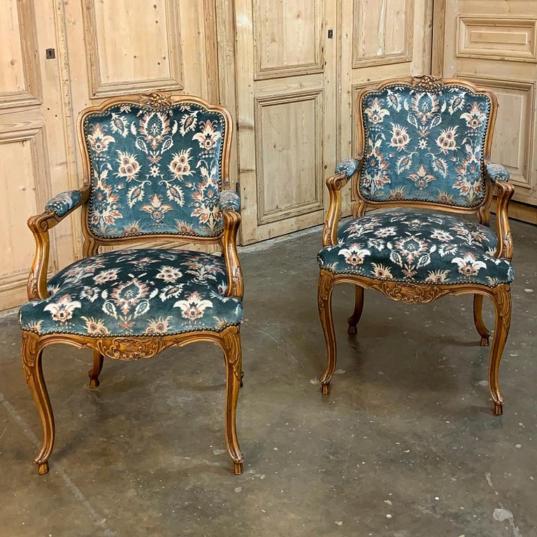 Set of 6 Antique Louis XV Dining Chairs includes 2 Armchairs For Sale
