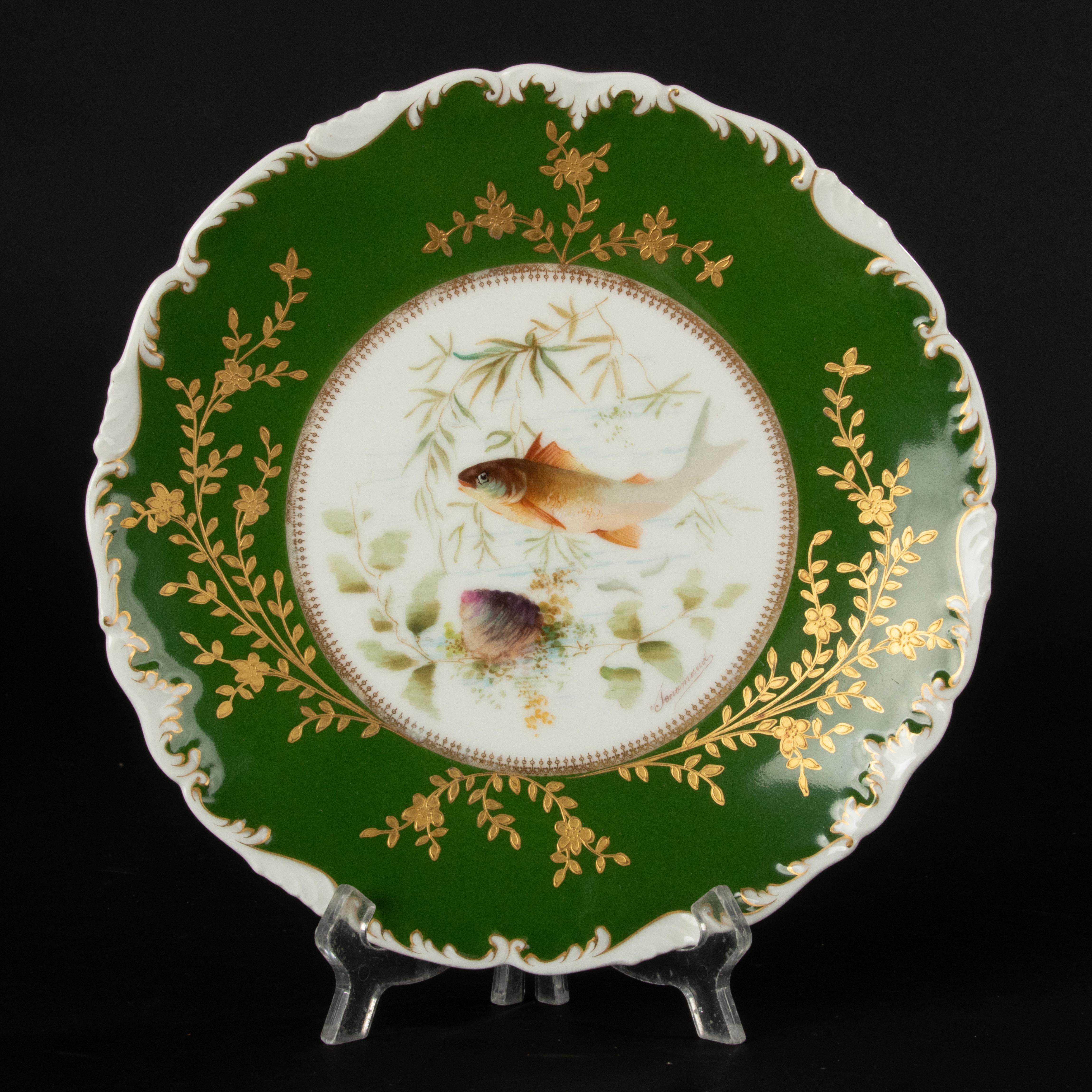 Lot de 6 assiettes plates anciennes en porcelaine de Limoges - peintes à la main en vente 3