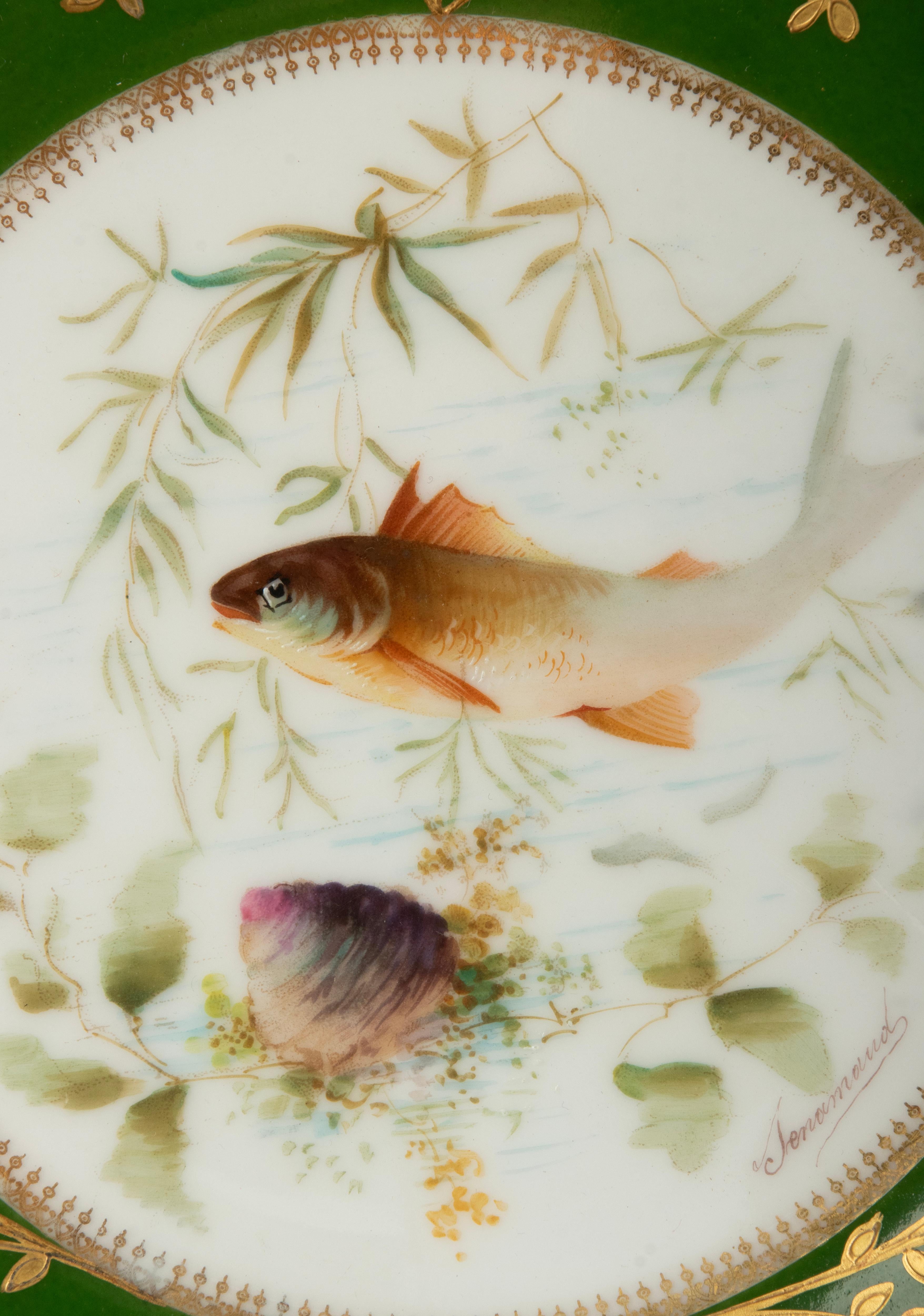 Set of 6 Antique Porcelain Dinner Plates - Limoges - Hand Painted For Sale 5
