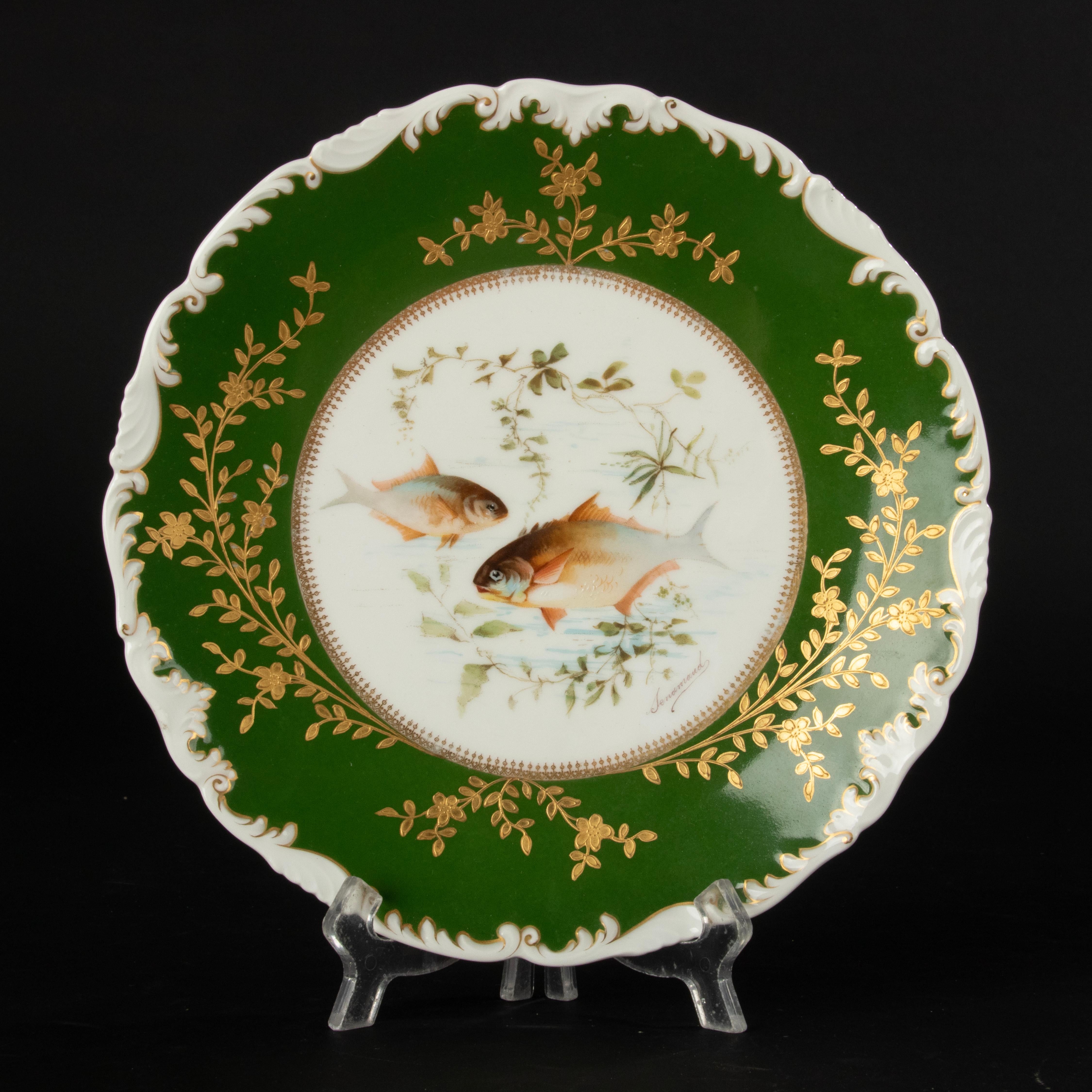 Set of 6 Antique Porcelain Dinner Plates - Limoges - Hand Painted For Sale 8