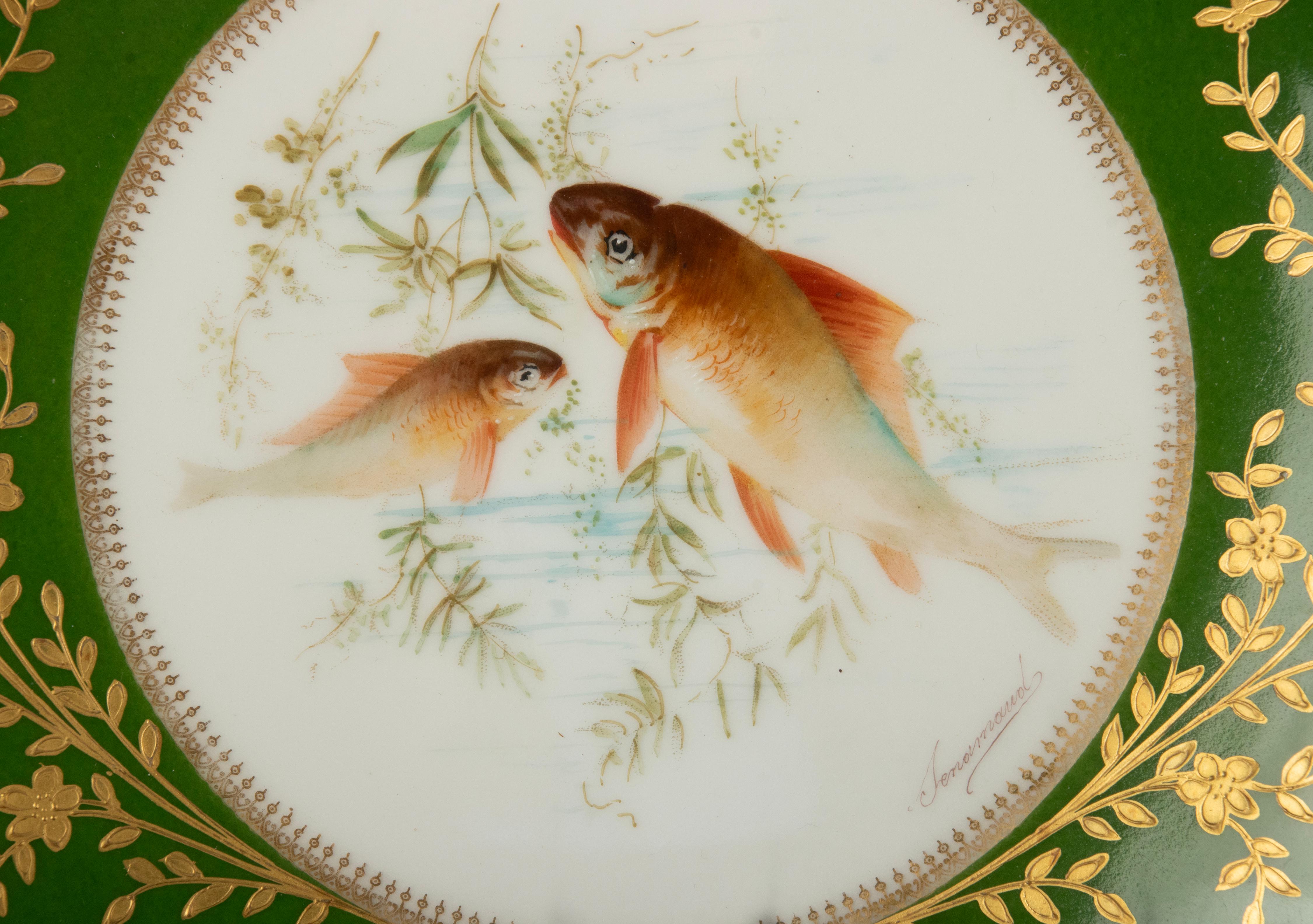 Lot de 6 assiettes plates anciennes en porcelaine de Limoges - peintes à la main en vente 10