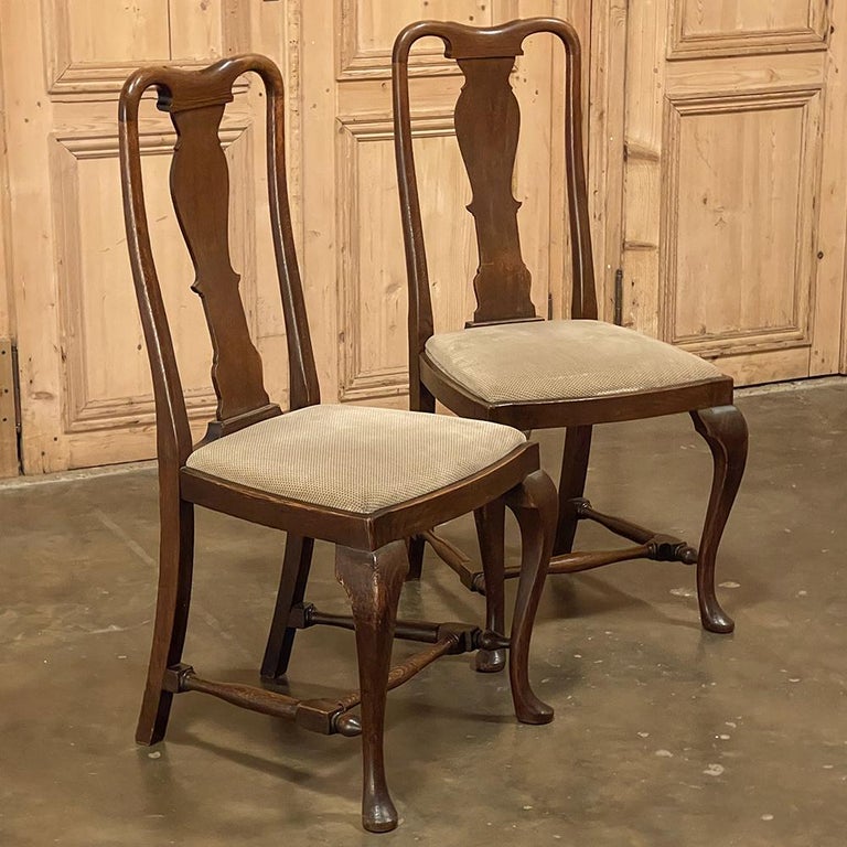 Set of 6 Antique Queen Anne Chestnut Dining Chairs For Sale at 1stDibs