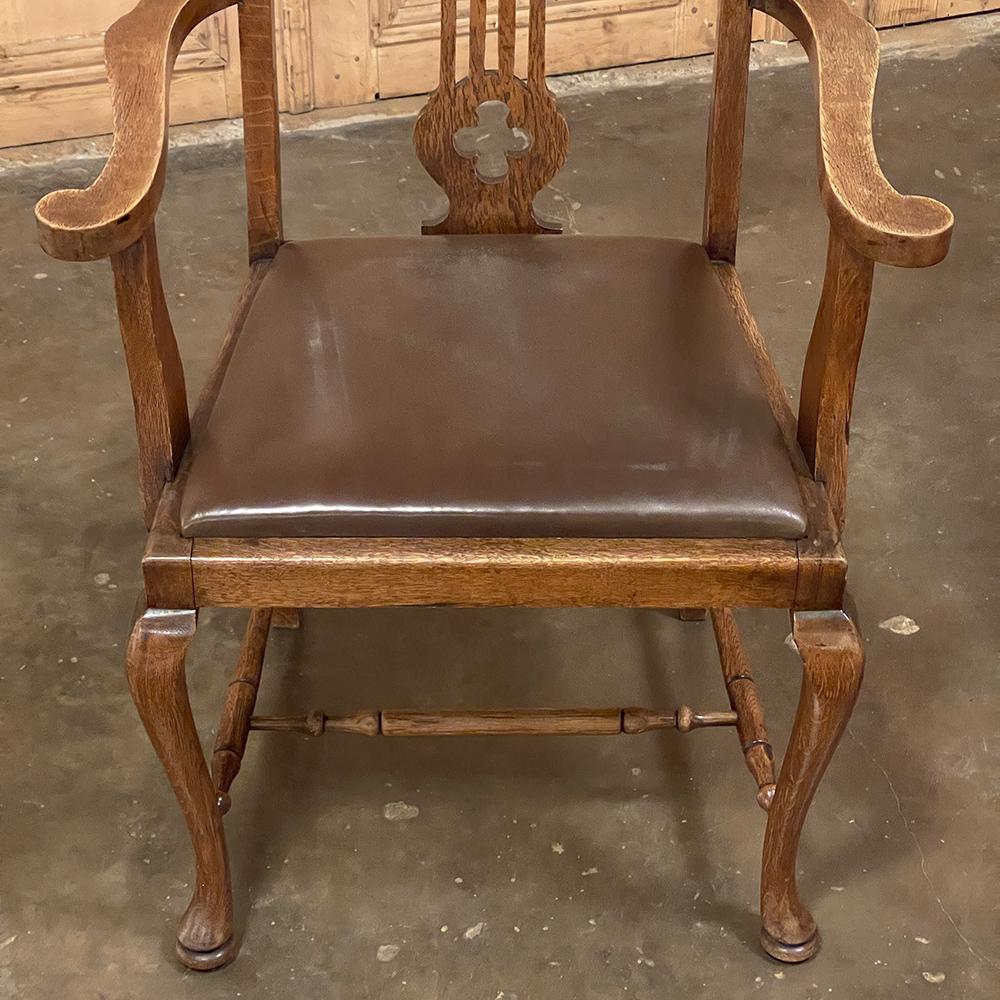 Set of 6 Antique Queen Anne Dining Chairs Includes 2 Armchairs For Sale 8