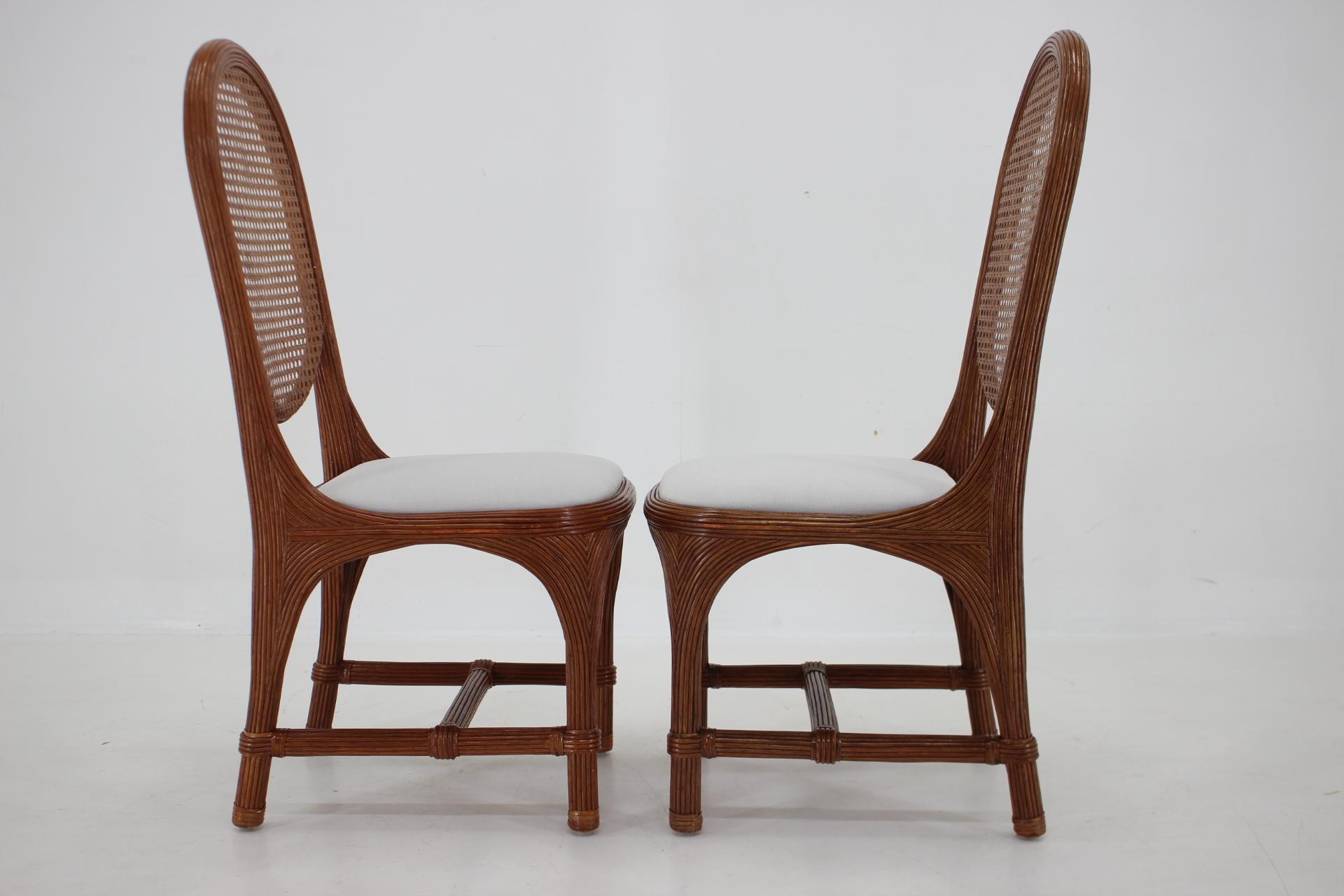 Set of 6 Antique Rattan Dining Chairs with Cane Backrest  In Good Condition For Sale In Praha, CZ