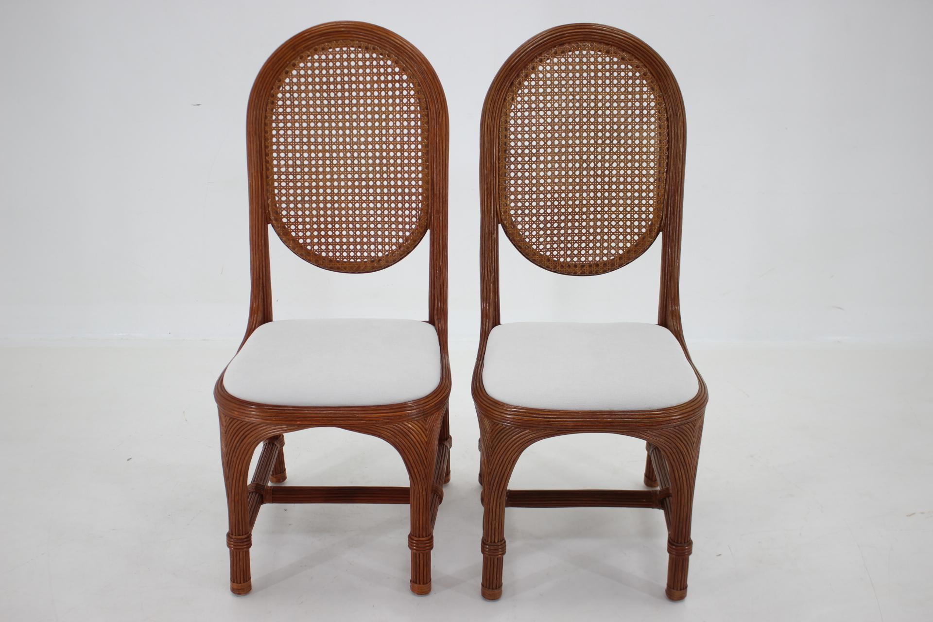 Set of 6 Antique Rattan Dining Chairs with Cane Backrest  For Sale 1