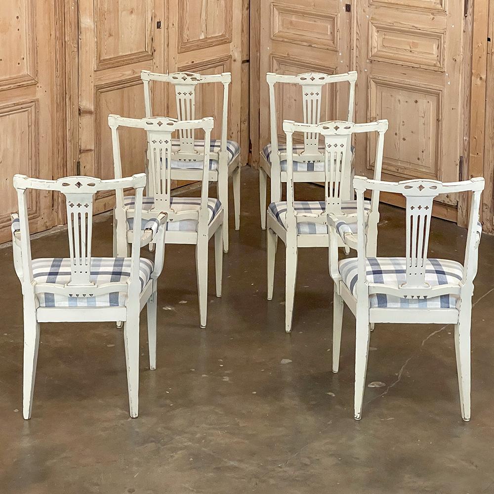 Set of 6 Antique Swedish Gustavian Painted Dining Chairs Includes 2 Armchairs In Good Condition For Sale In Dallas, TX