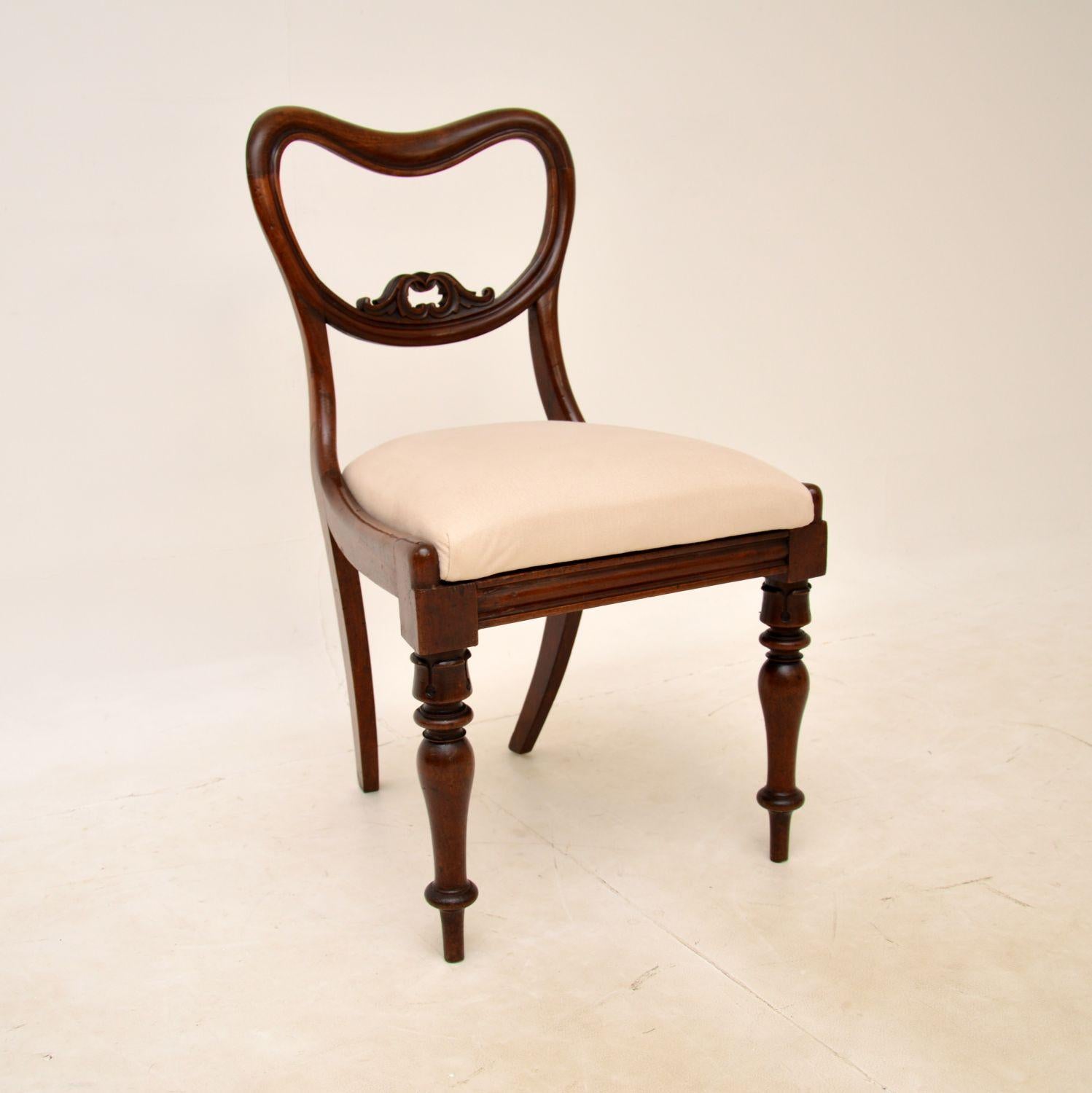 Britannique Ensemble de 6 chaises de salle à manger anciennes William IV en vente