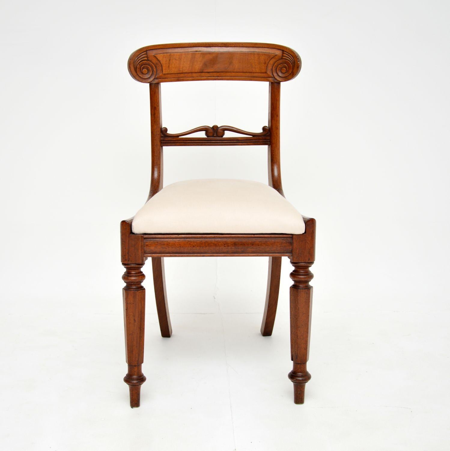 Set of 6 Antique William IV Dining Chairs In Good Condition In London, GB