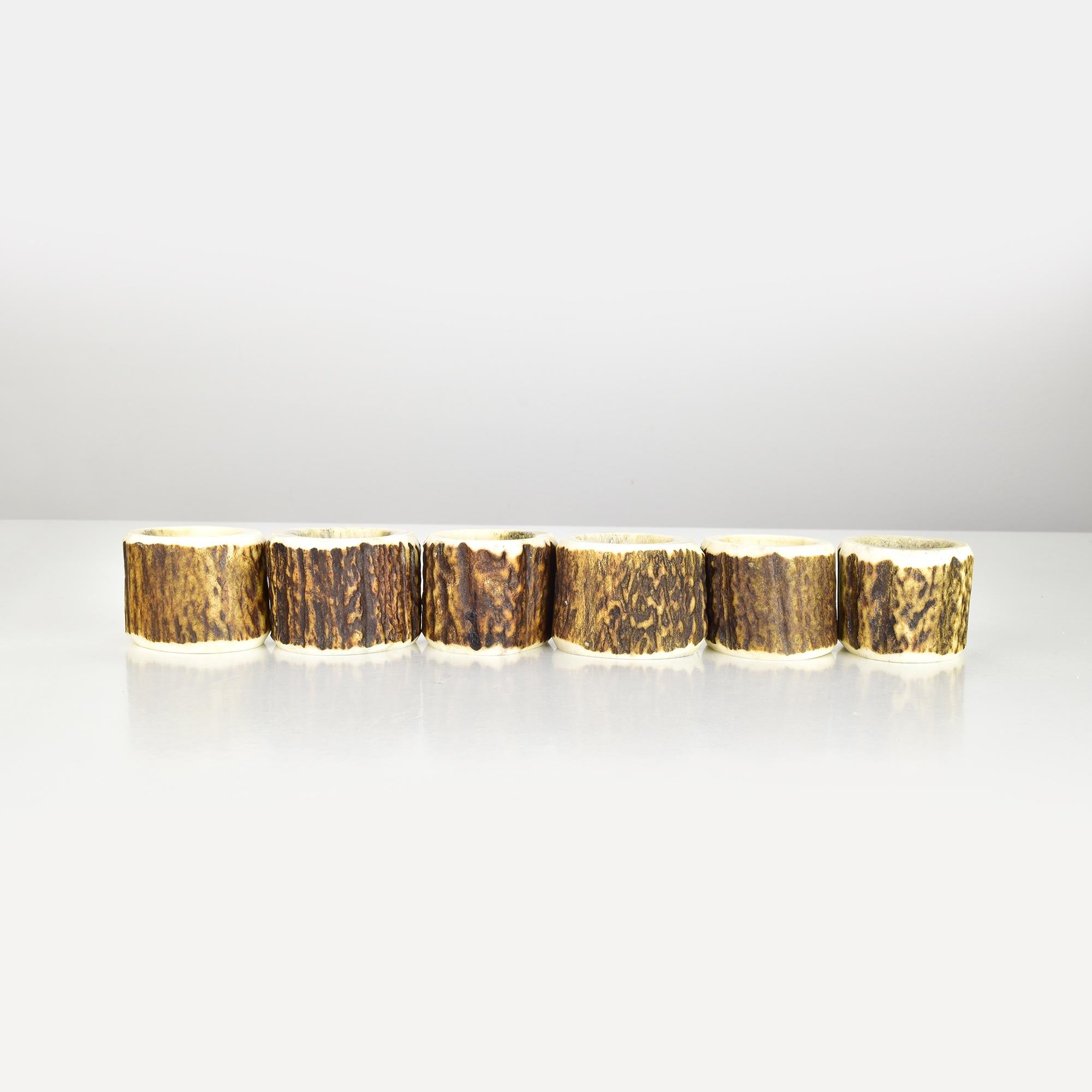 Set of 6 Antler Napkin Rings, Handmade Germany 1960s Rustic Decor Hunting Lodge In Good Condition For Sale In Bad Säckingen, DE