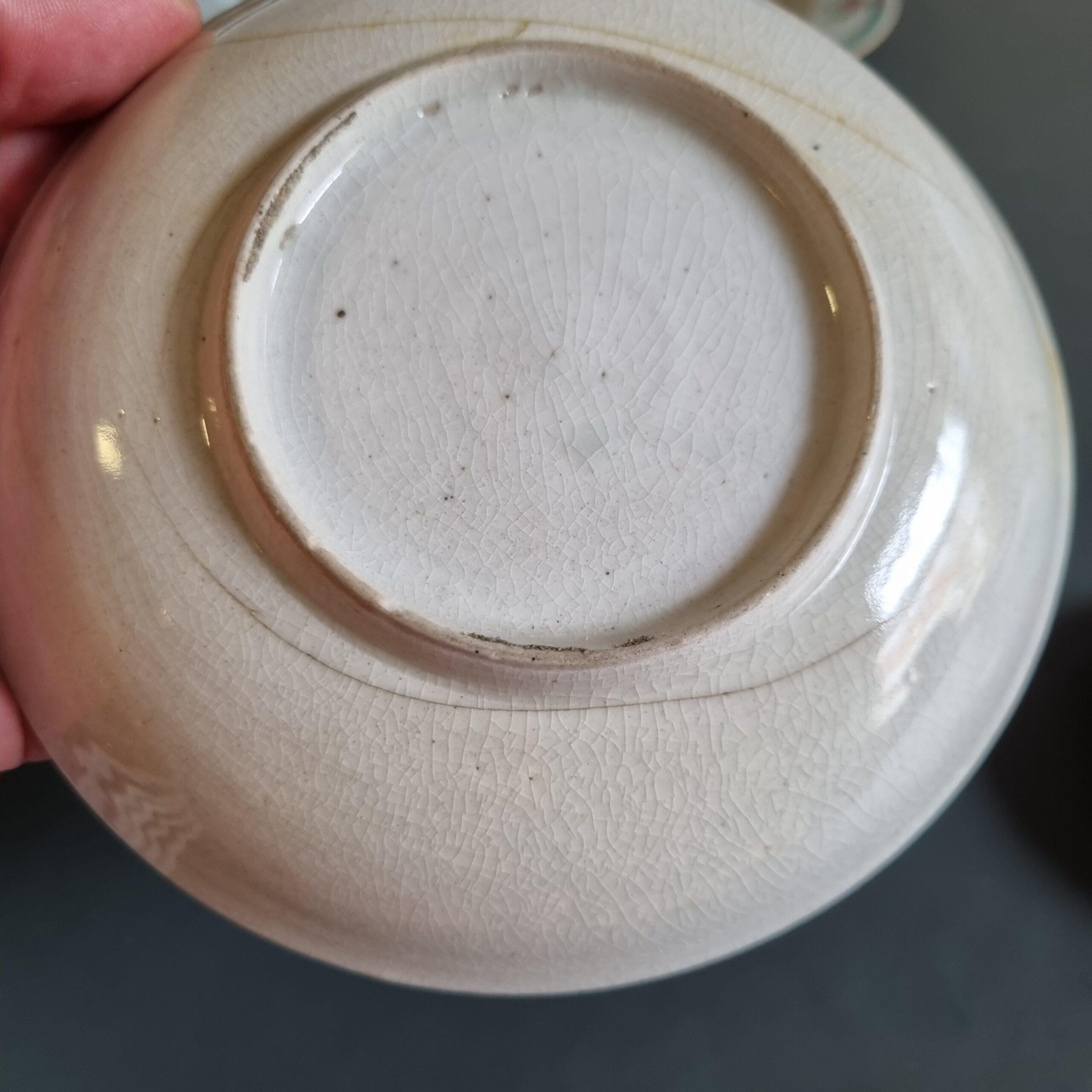 Ensemble de 6 tasses à chocolat / bol à thé en porcelaine japonaise de la période Arita Edo, Japon Bon état - En vente à Amsterdam, Noord Holland