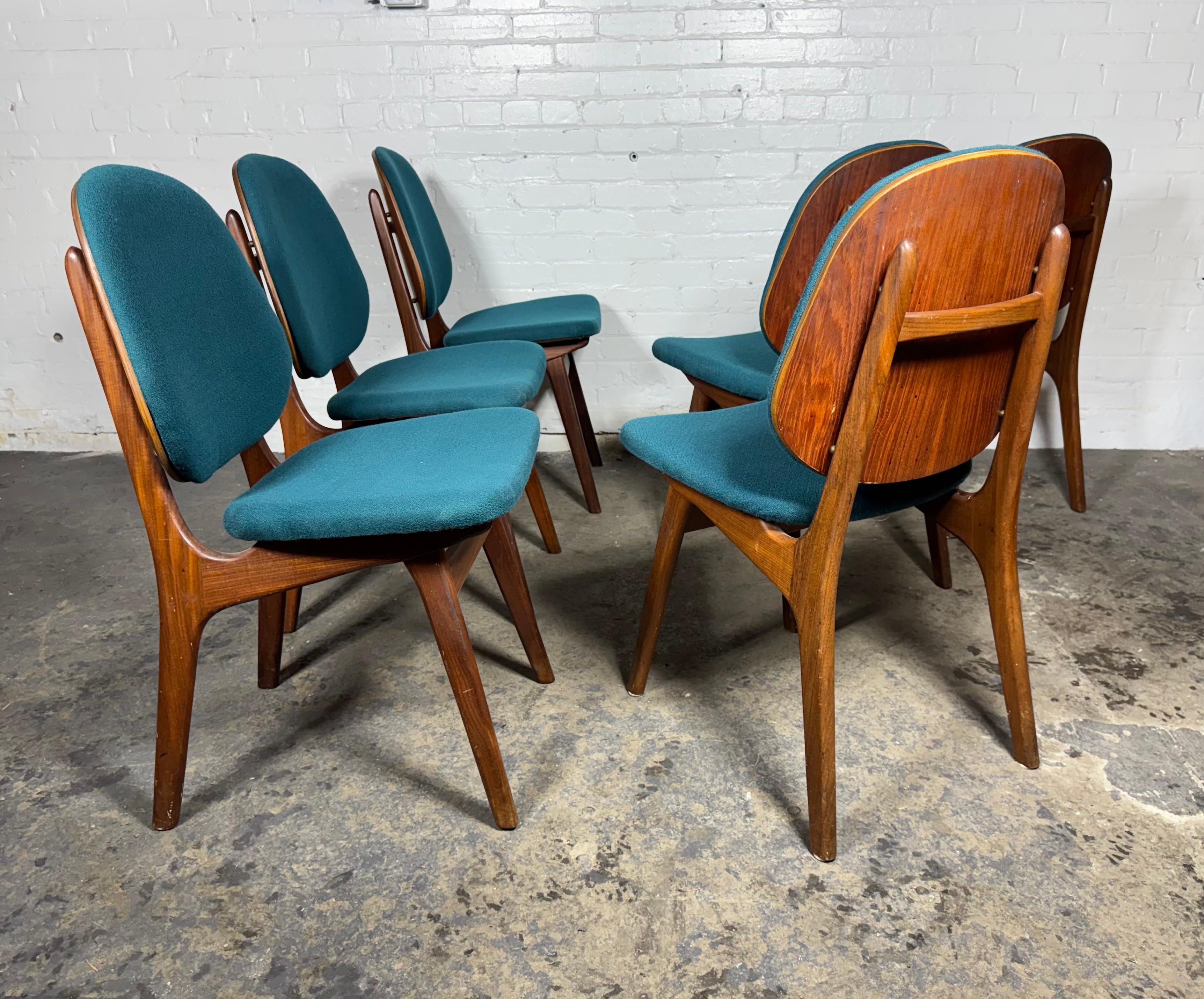 Danese Set di 6 sedie da pranzo Arne Hovmand-Olsen / Teak , Danimarca in vendita