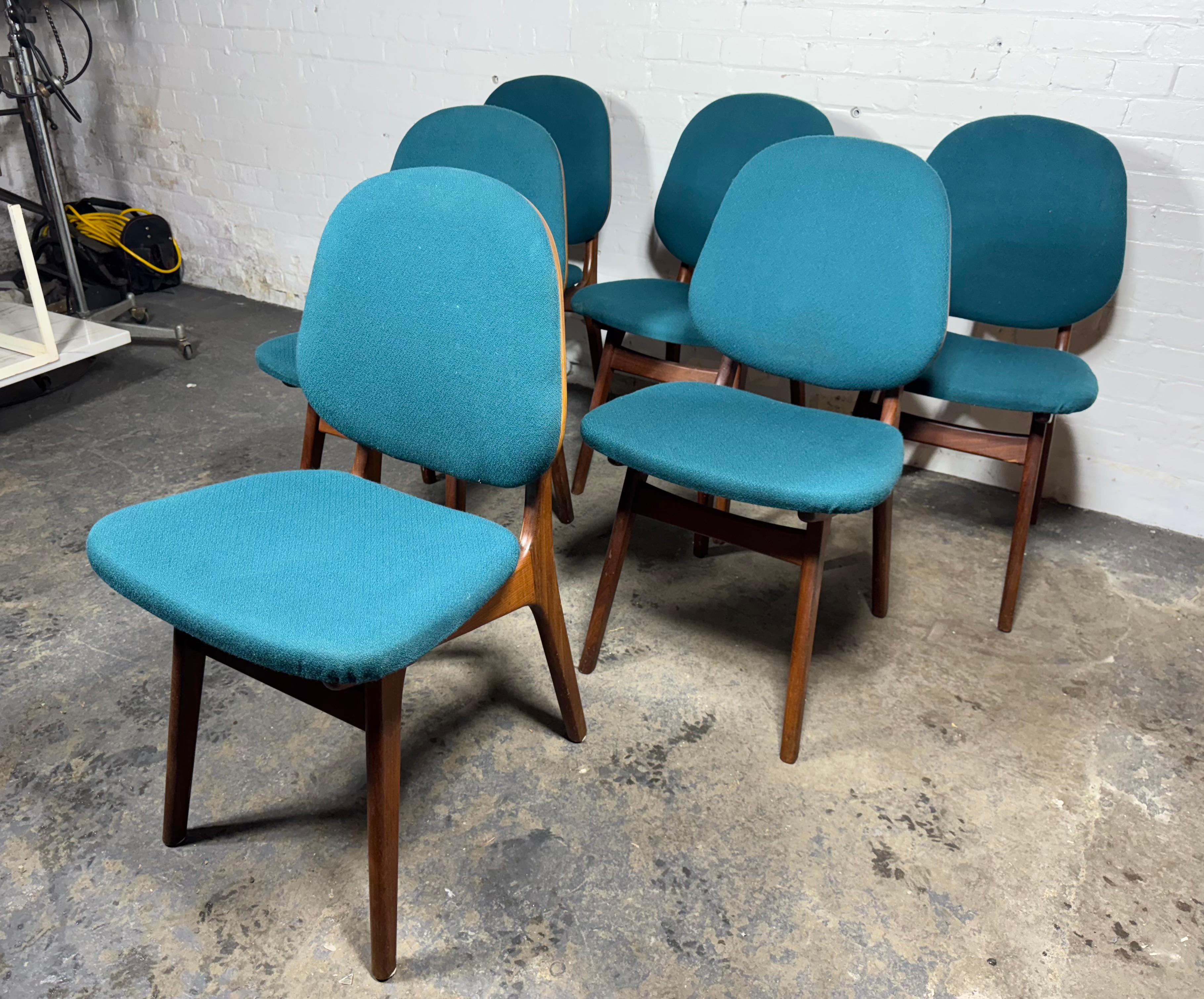 Set di 6 sedie da pranzo Arne Hovmand-Olsen / Teak , Danimarca In condizioni buone in vendita a Buffalo, NY