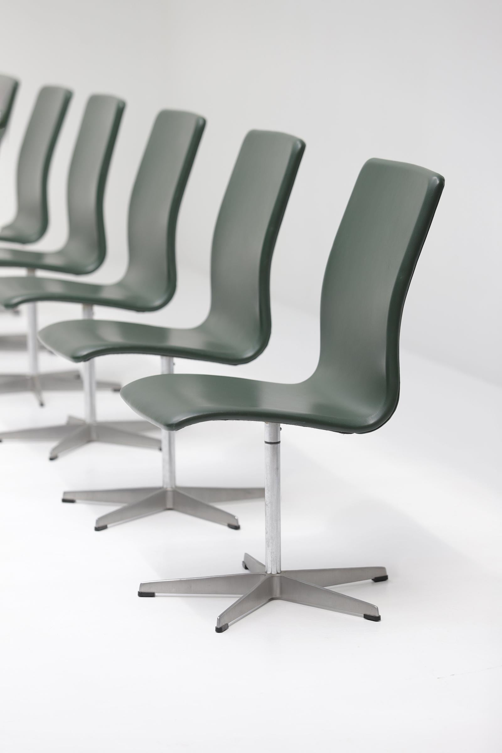 Modern Set of 6 Arne Jacobsen Oxford Dining or Office Swivel Chairs for Fritz Hansen