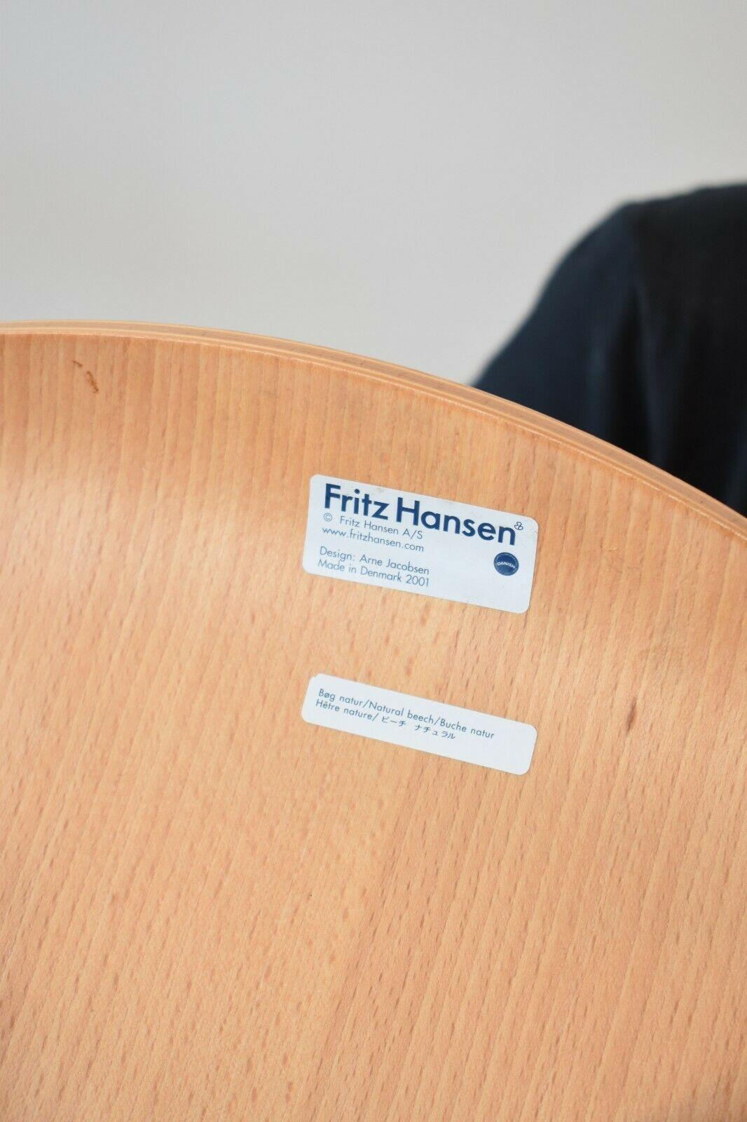 Set of 6 Arne Jacobson for Fritz Hansen Series 7 Dining Chairs In Fair Condition In London, GB