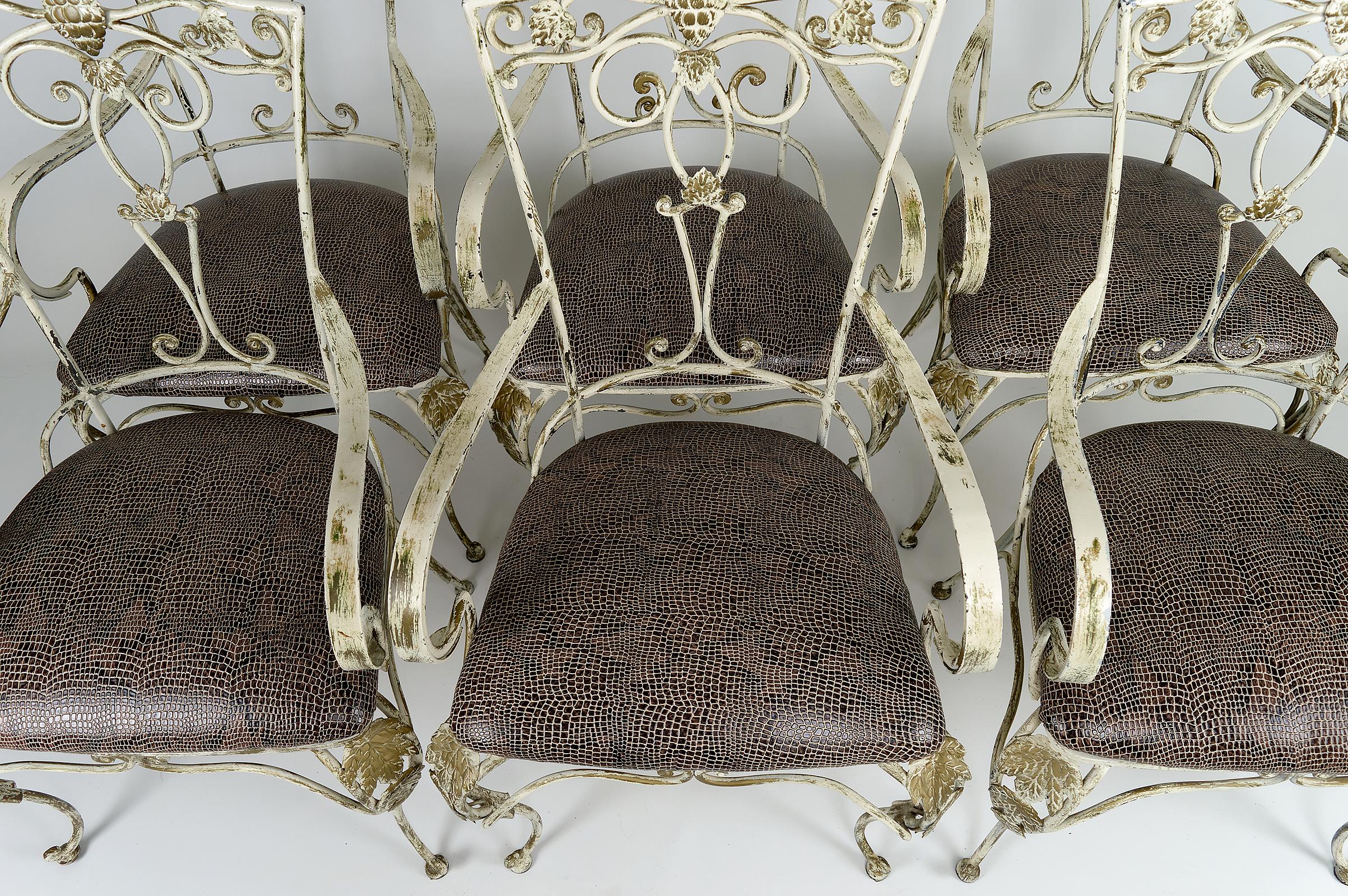 French Set of 6 Art Deco Armchairs in Patinated Wrought Iron, France, circa 1950 For Sale