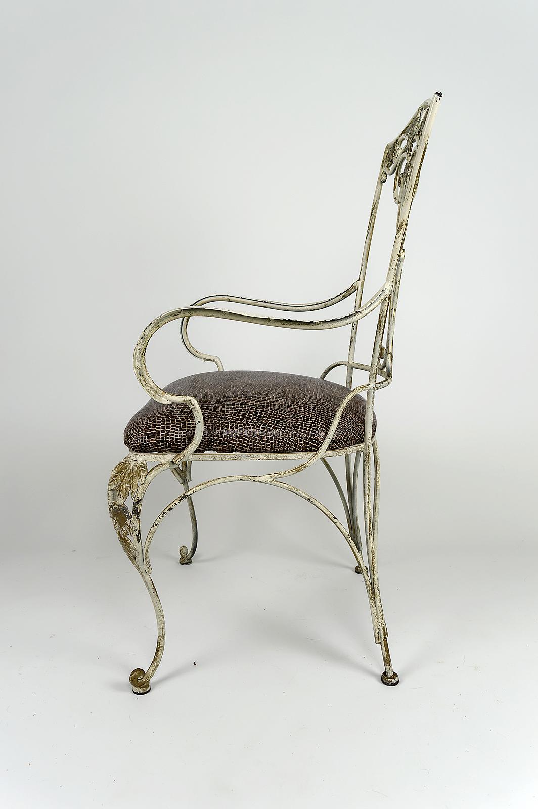 Ensemble de 6 fauteuils Art Déco en fer forgé patiné, France, vers 1950 en vente 1