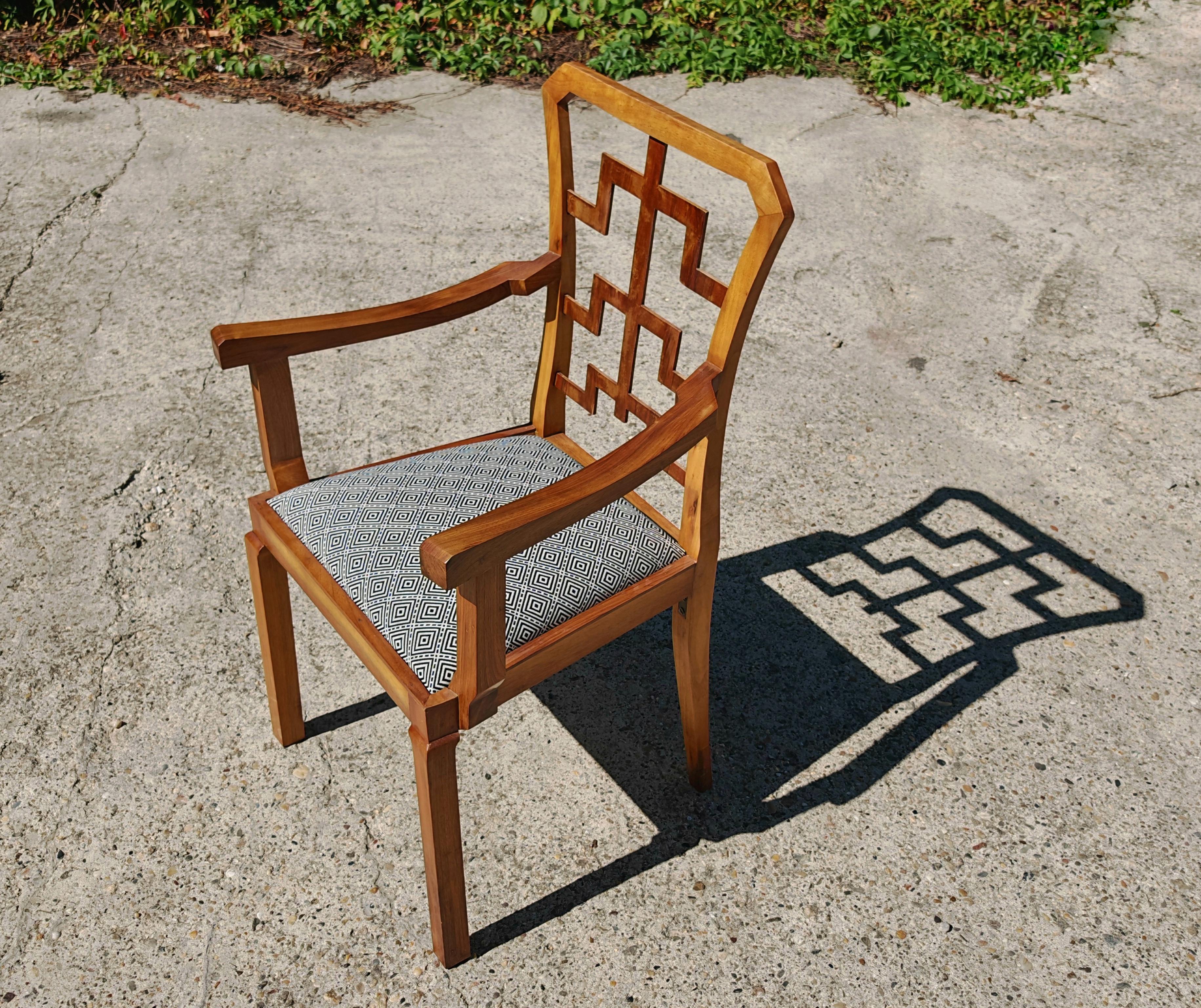 Austriaco Set di 6 sedie da pranzo Art Deco in noce con schienali mozzafiato, Austria anni '30 in vendita