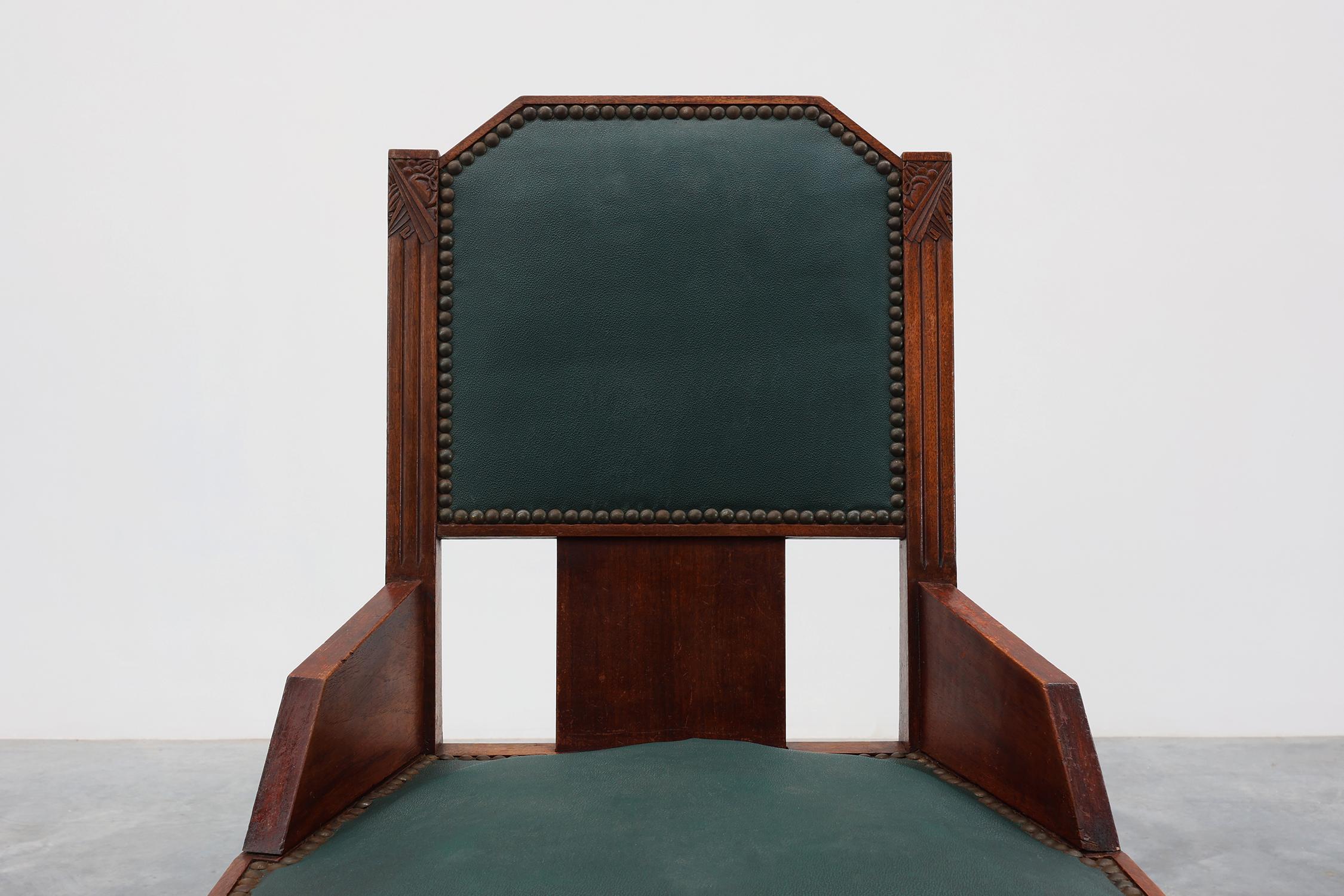 Satz von 6 Art Deco Esszimmerstühlen aus Holz mit Originalpolsterung, Belgien 1930er Jahre (Art déco) im Angebot