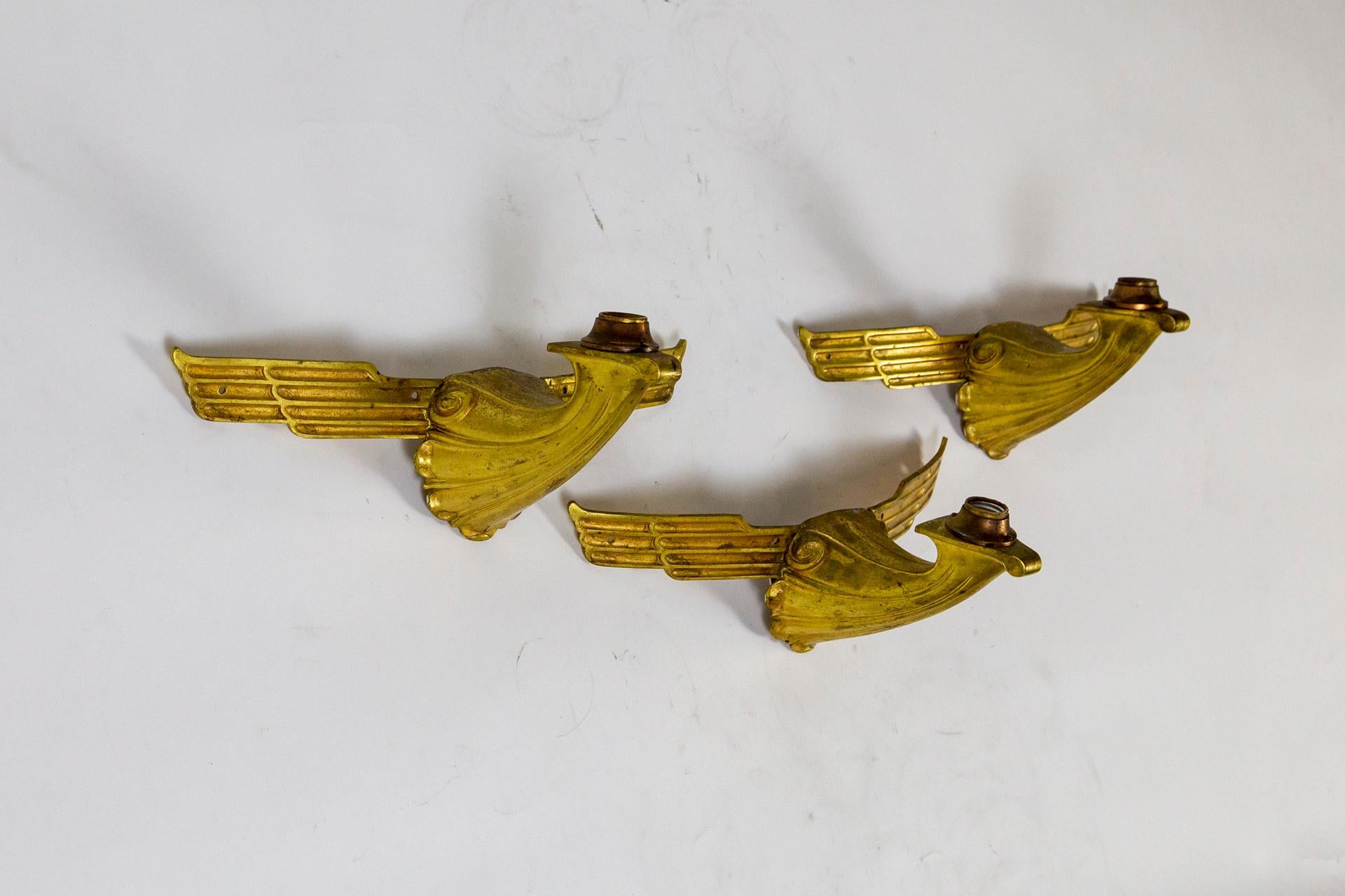 Set of 6 Art Deco Gilt Bronze Avian Theater Sconces In Good Condition For Sale In San Francisco, CA