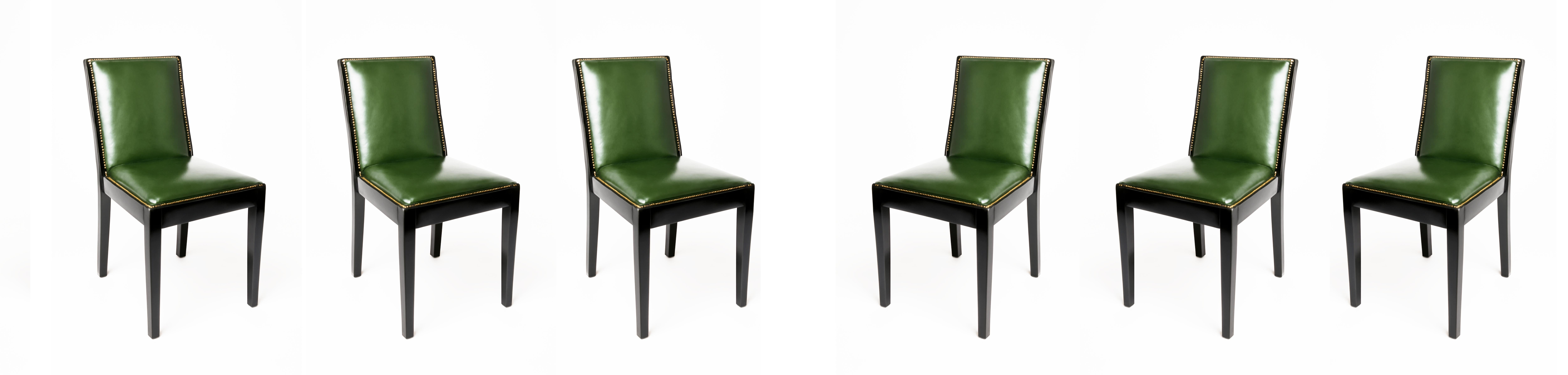 Pelle Set di 6 sedie da pranzo Art Deco in pelle laccata nera, 20° secolo in vendita
