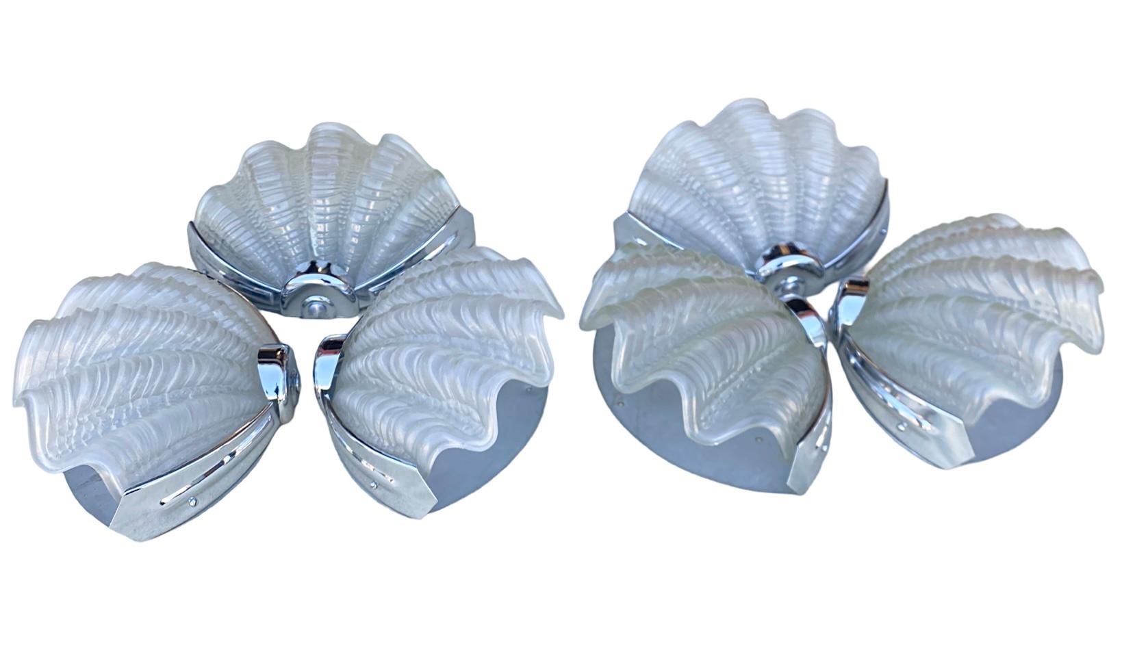 Early 20th Century Set of 6 Art Deco Shell wall lights For Sale