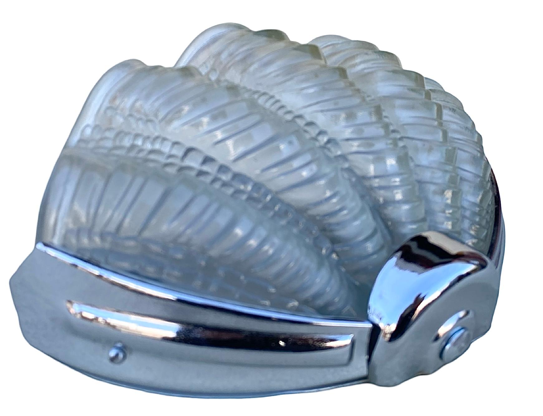 Set of 6 Art Deco Shell wall lights For Sale 2