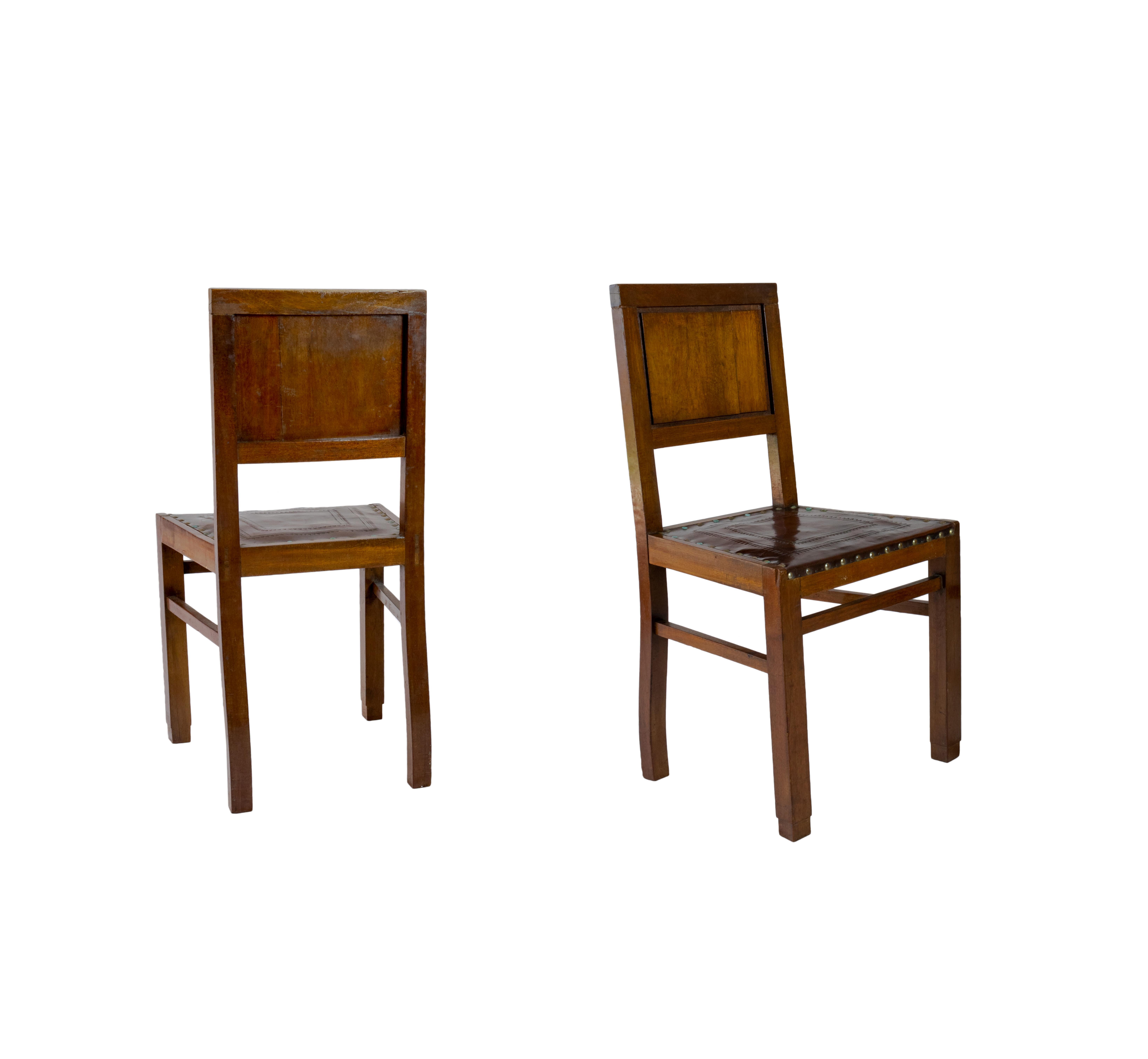 Portoghese Set di 6 sedie Art Deco in noce, (1930-1949) in vendita