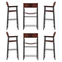 Juego de 6 taburetes de bar artesanales con respaldo de cuero marrón oscuro y metal de caucho negro