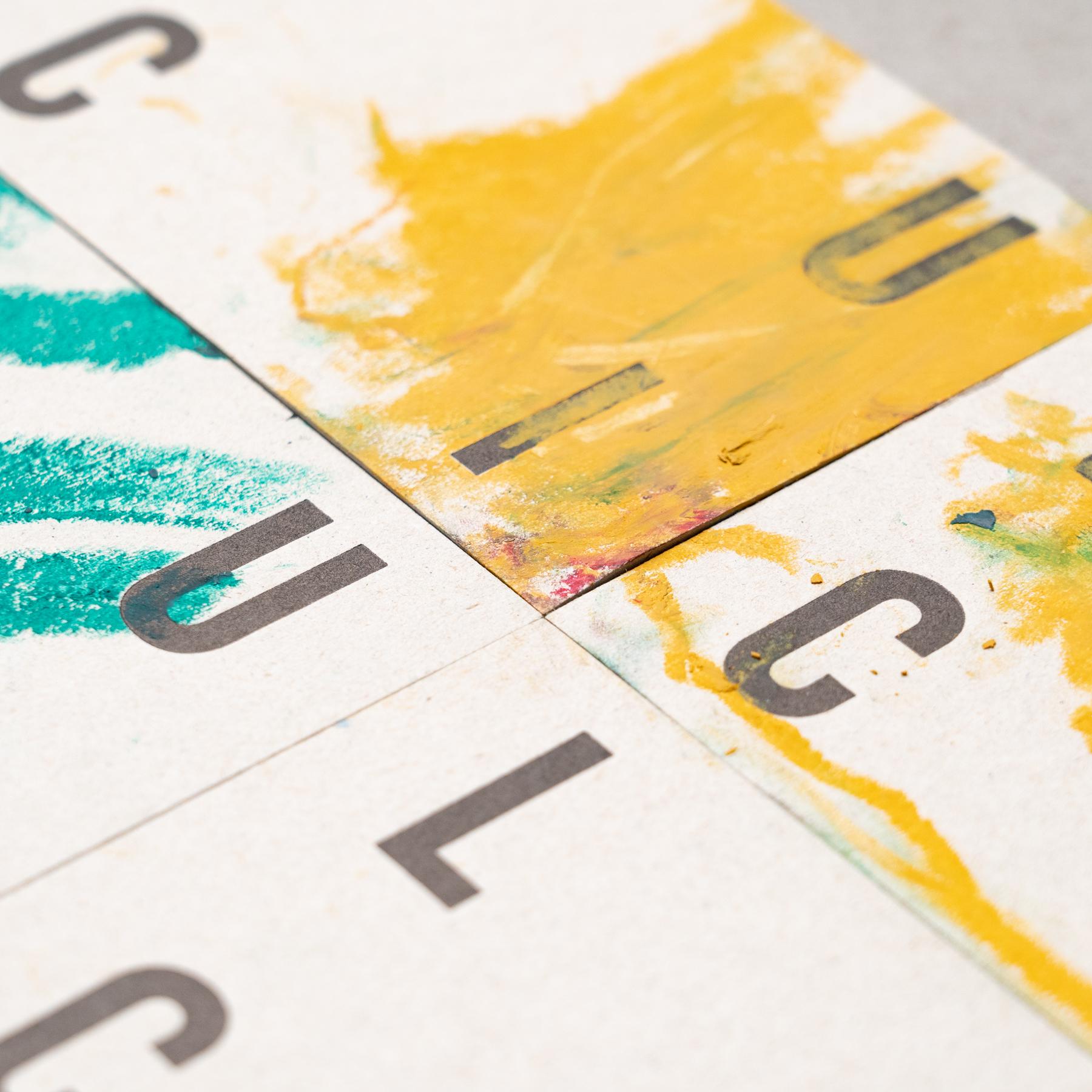 Set de 6 cartes d'invitation Artistics Intervened by Luci - 2017 DADA Gallery en vente 2