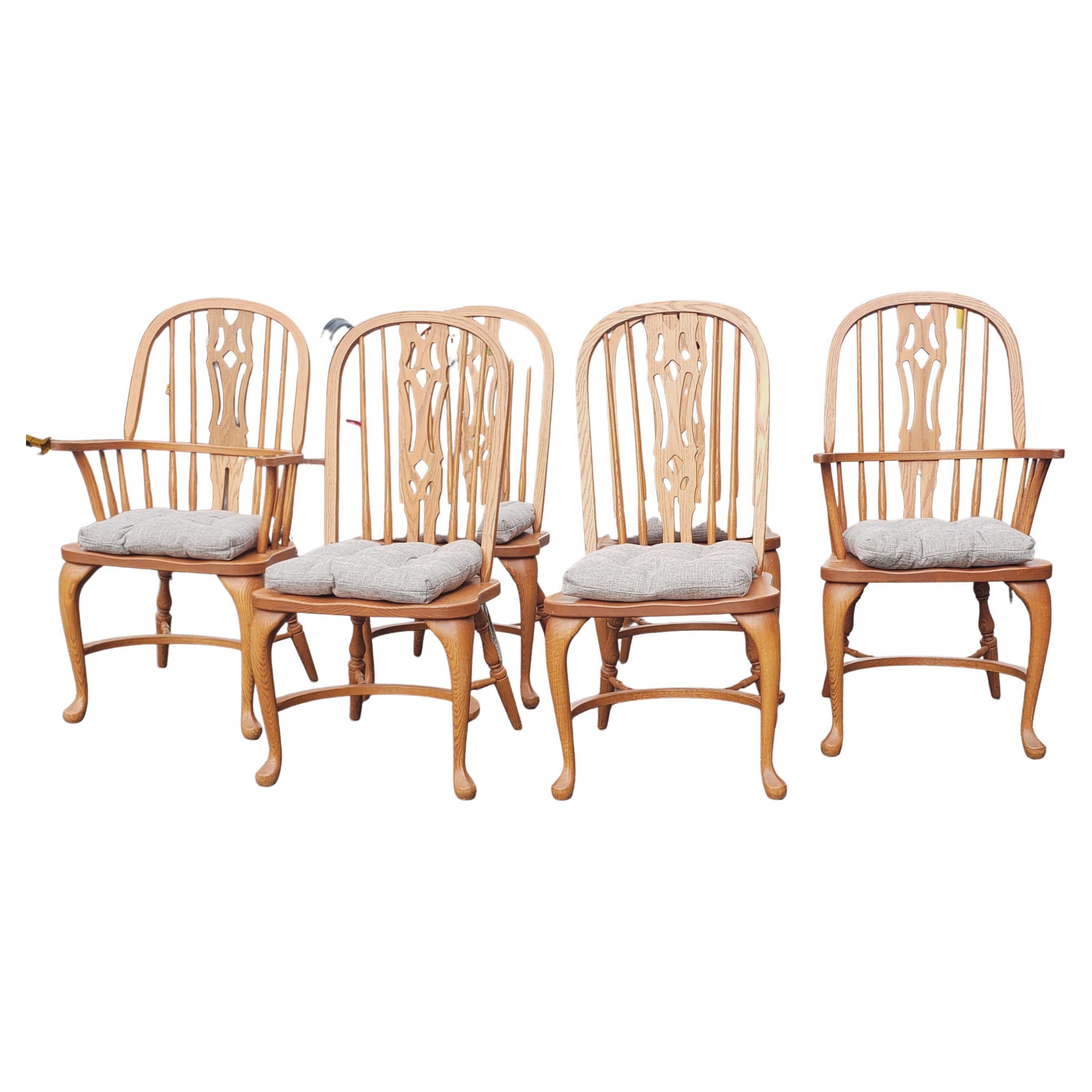 Set of 6 Arts and Crafts Americana Solid Oak Windsor Chairs For Sale 5