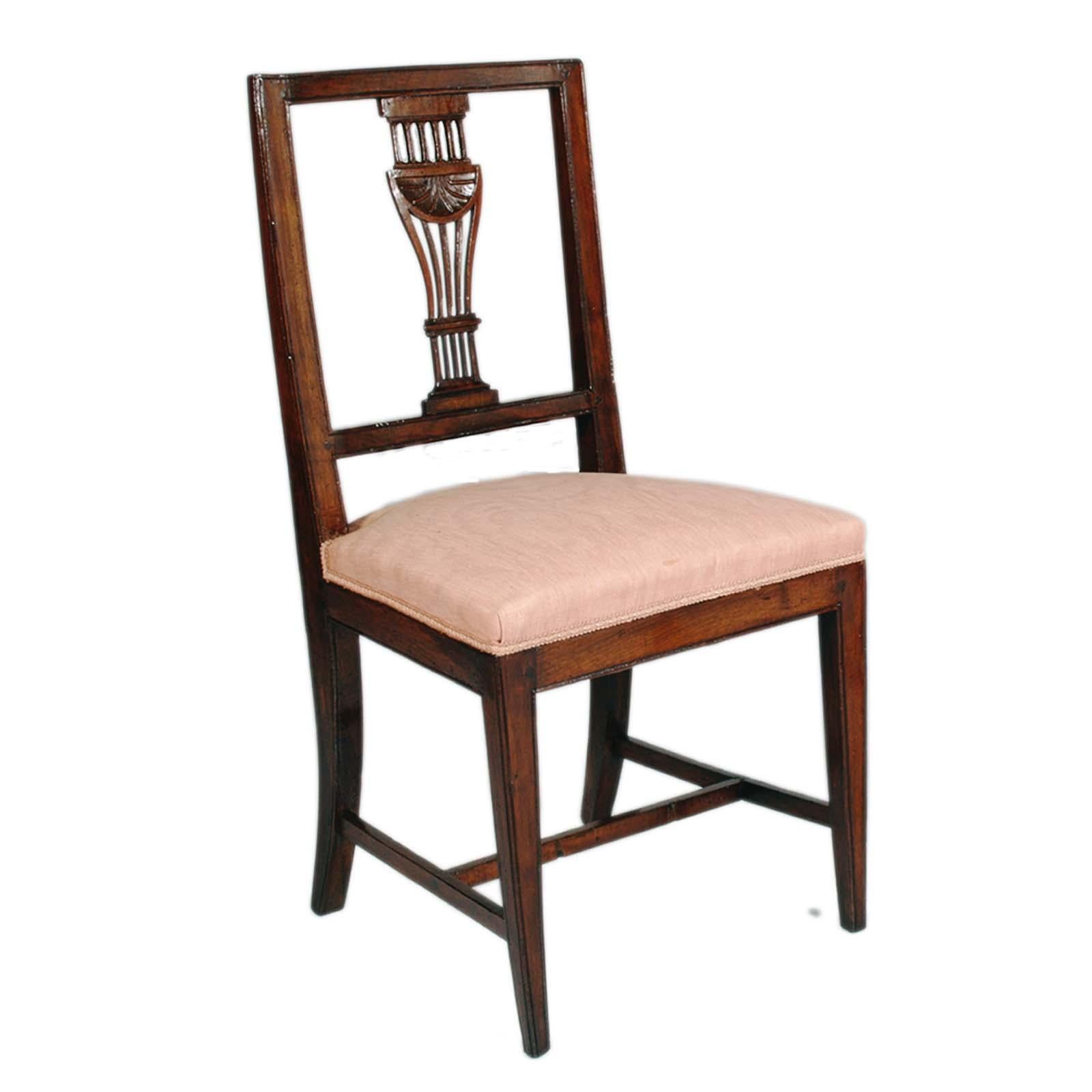 Venetian Six Asolane Biedermeier Chairs in Walnut, Lyre-Shaped Back, Hand-Carved In Good Condition For Sale In Vigonza, Padua
