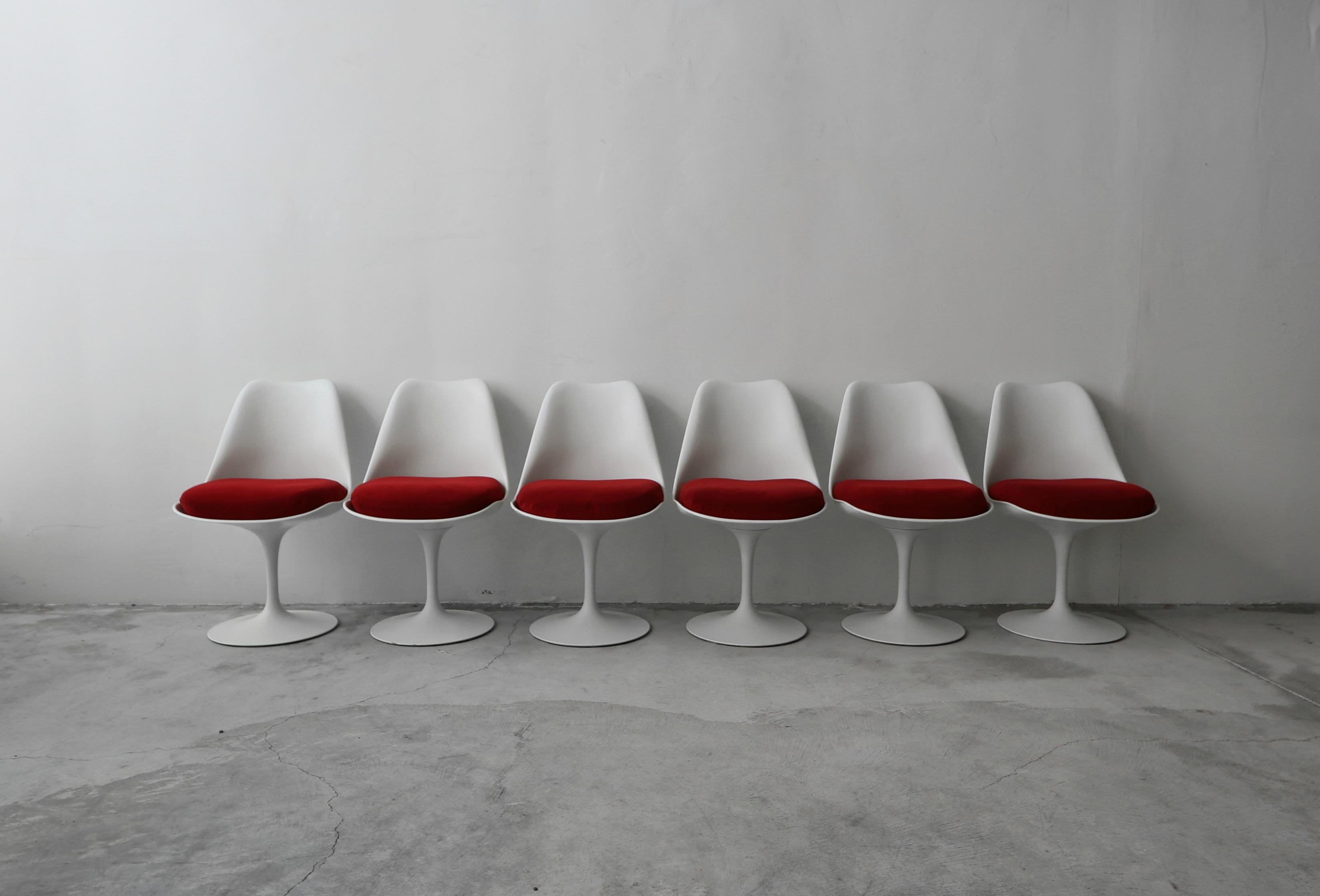 Set of 6 Authentic Early Tulip Dining Chairs by Eero Saarinen for Knoll In Good Condition In Las Vegas, NV