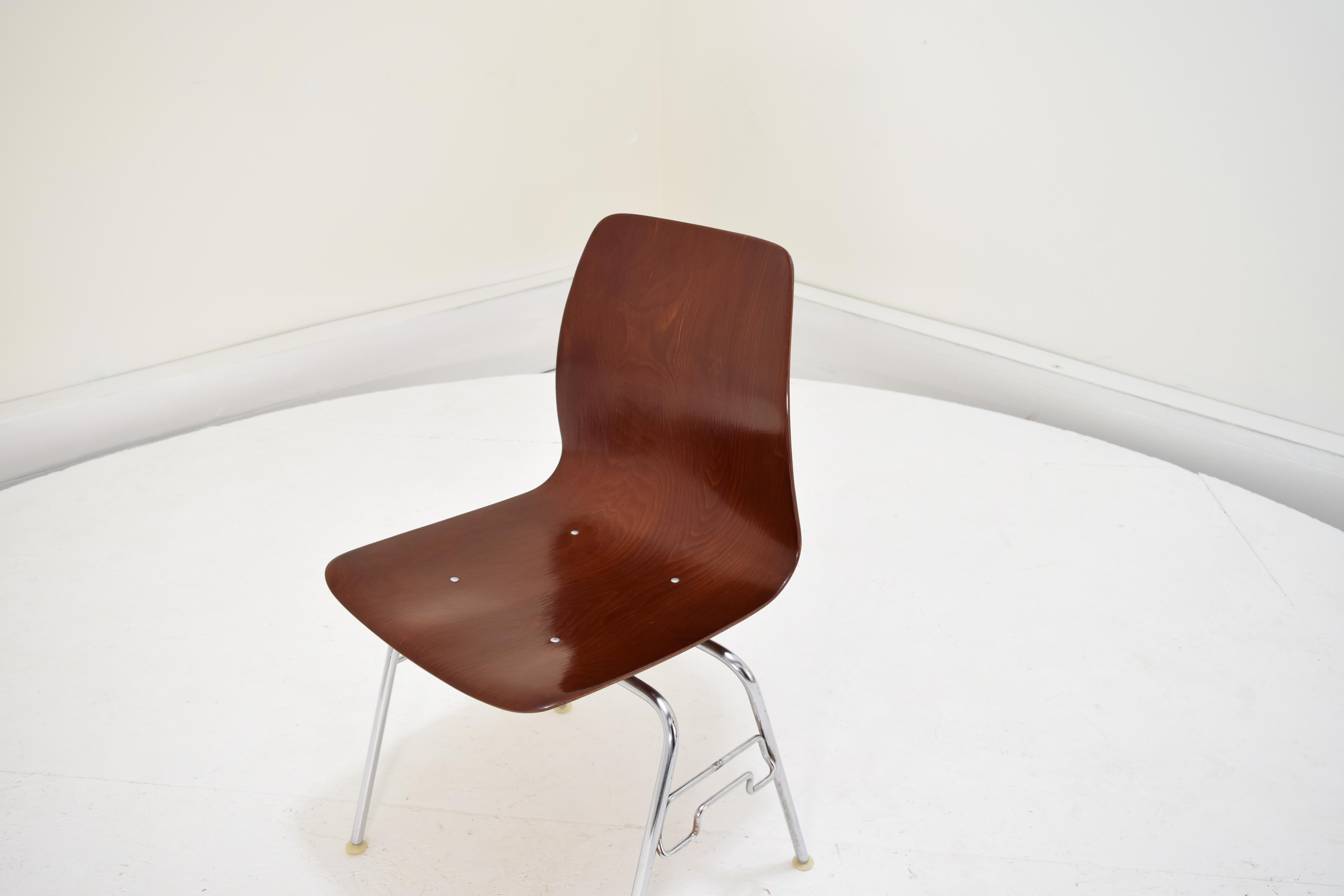 Set of 6 Available Pagholz Rosewood Tandem Stacking Chairs In Good Condition In South Charleston, WV